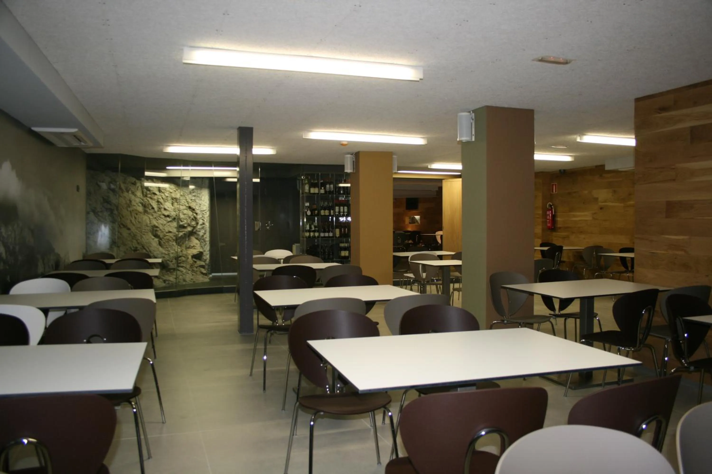 Restaurant/places to eat in Hotel Picos De Europa