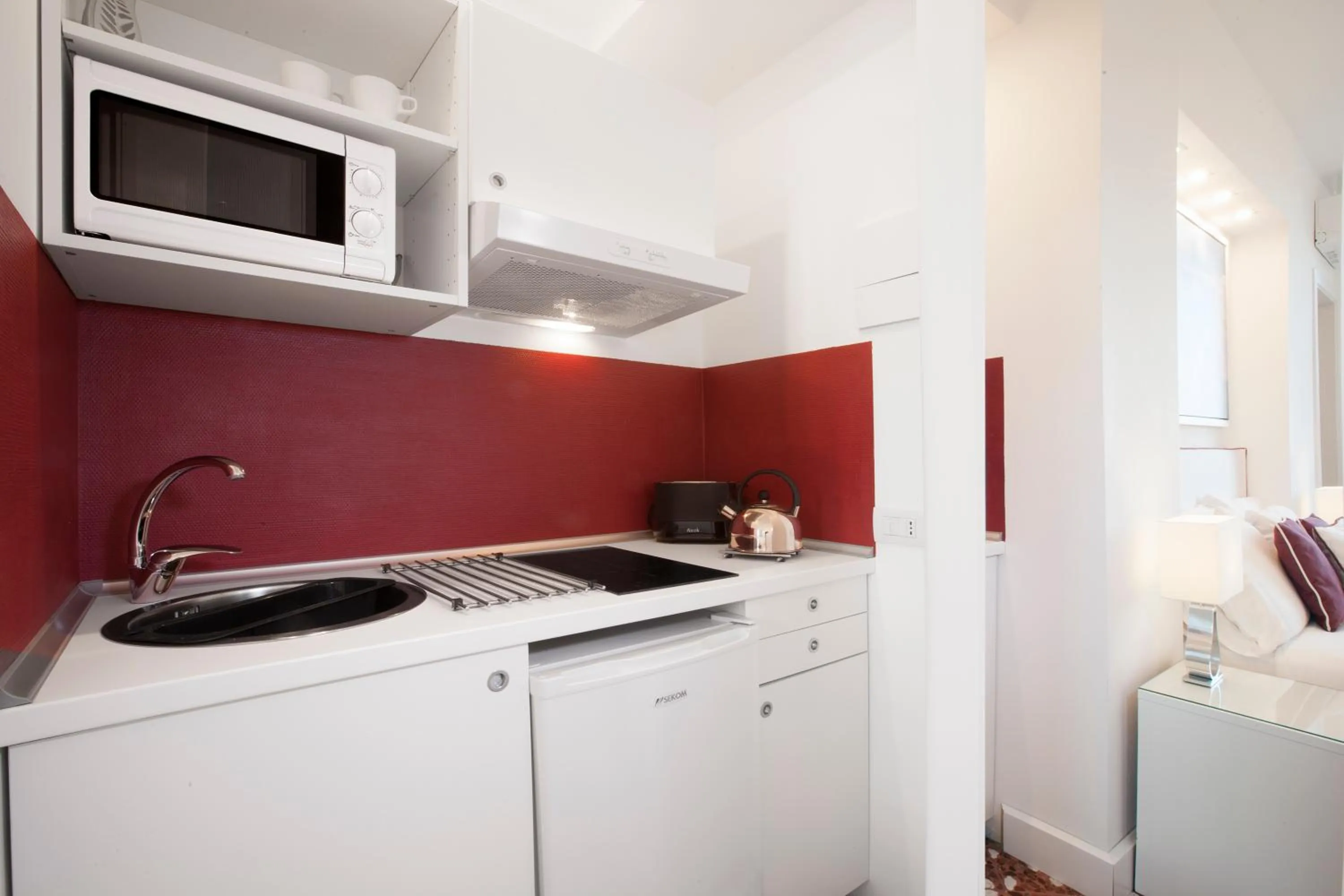 Kitchen or kitchenette in Sorrento Apartments