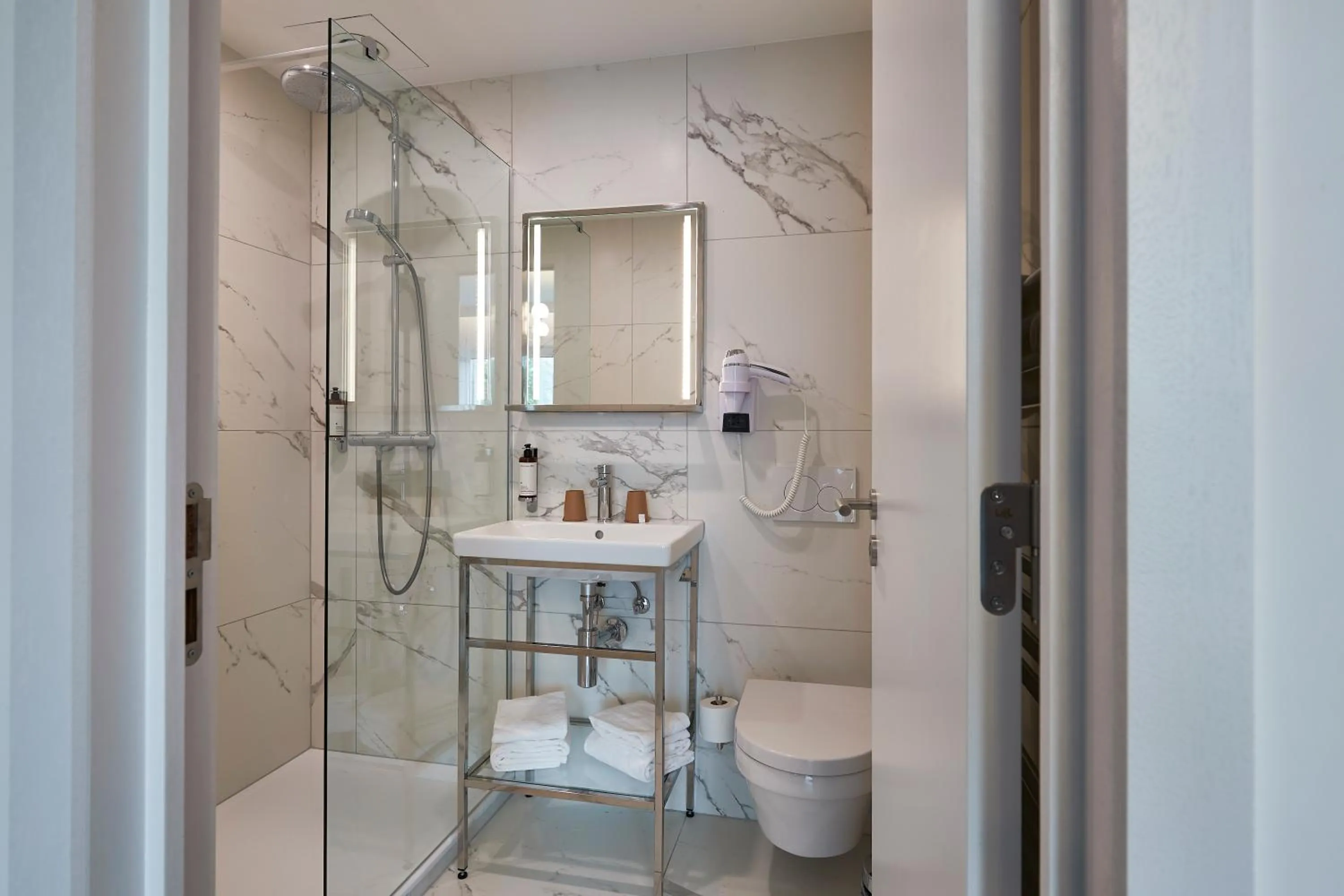 Bathroom in The Scott Hotel Brussels