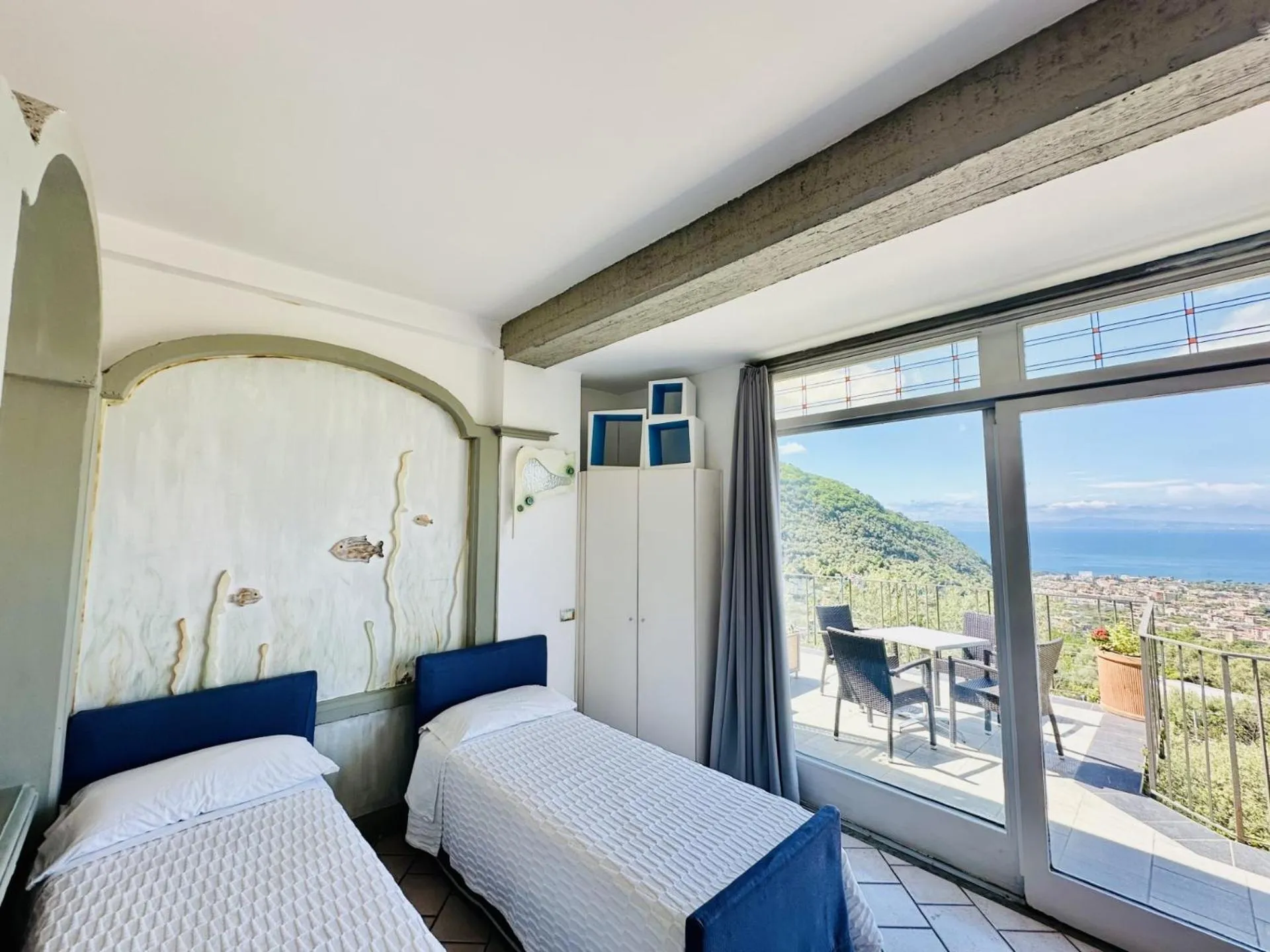 View (from property/room), Bed in Casa Mazzola