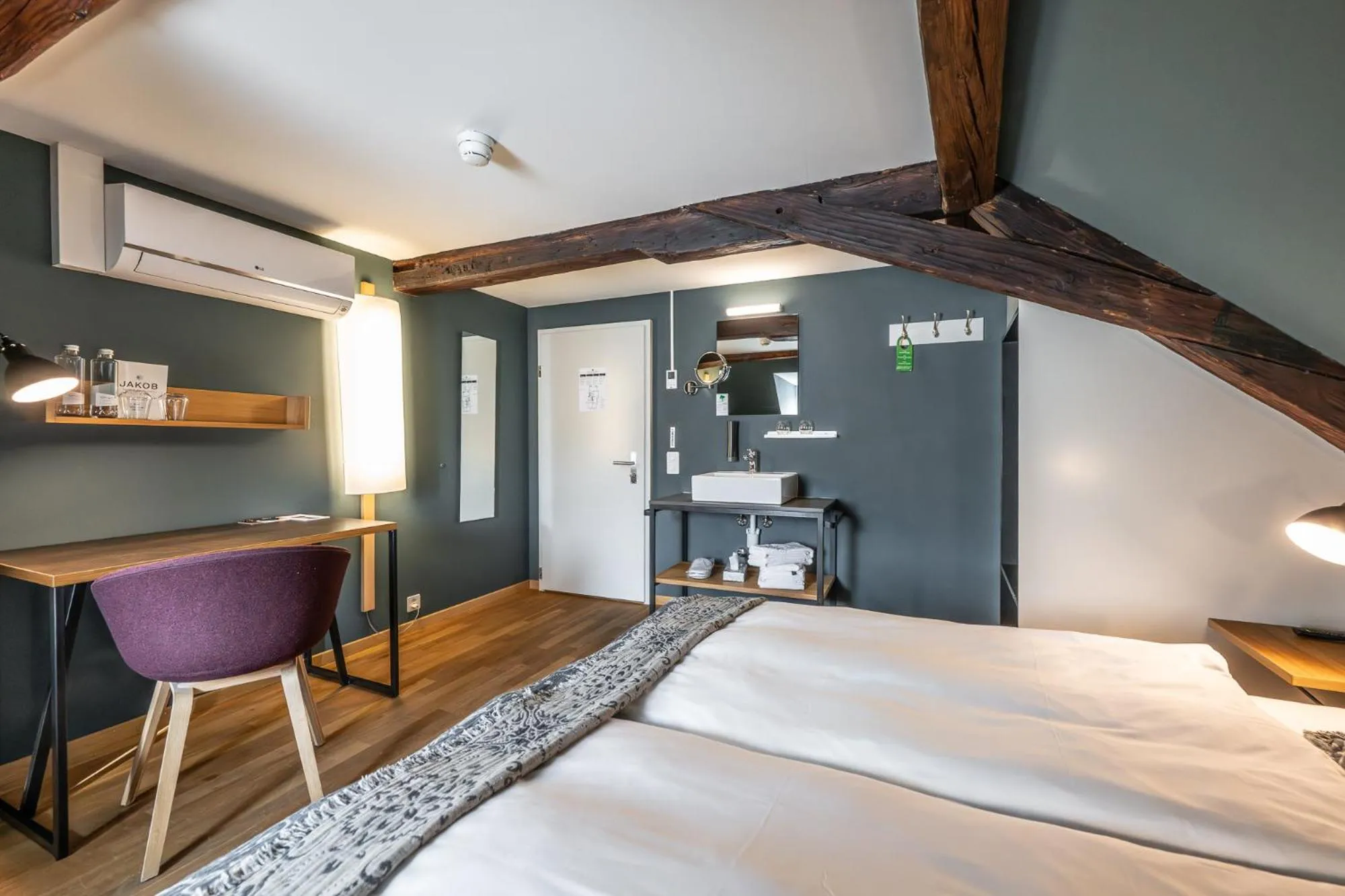 Bedroom, Bed in Hotel Jakob