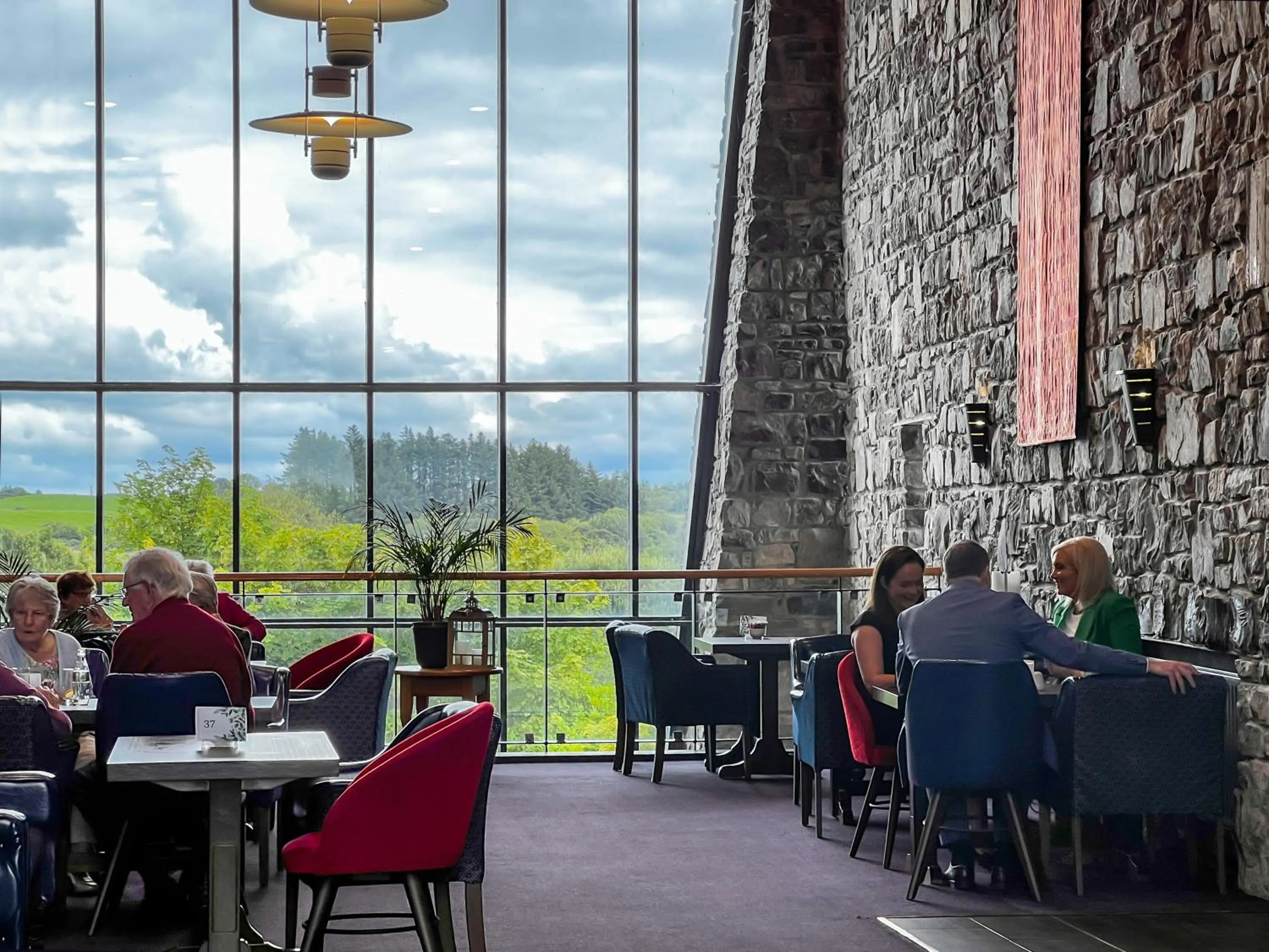 Restaurant/places to eat in Knock House Hotel