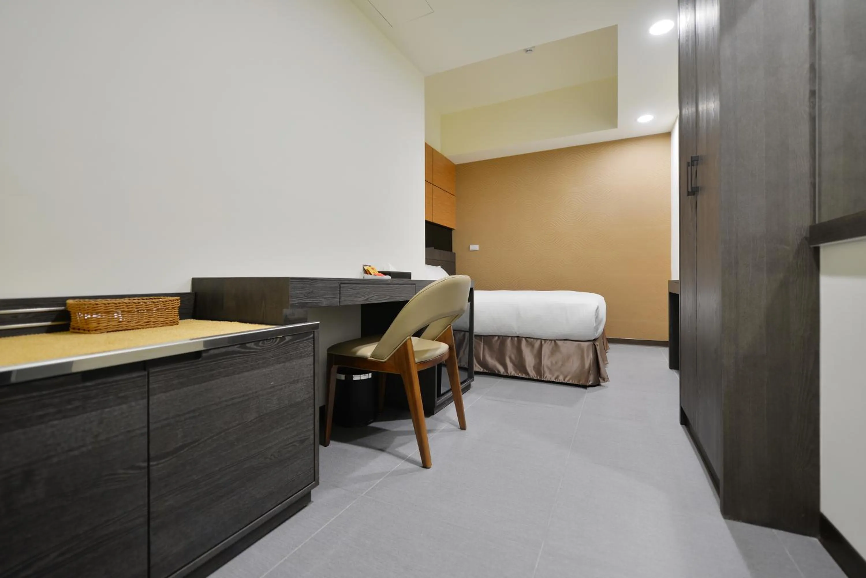 Bed in San Juan Easy Stay Inn Tainan