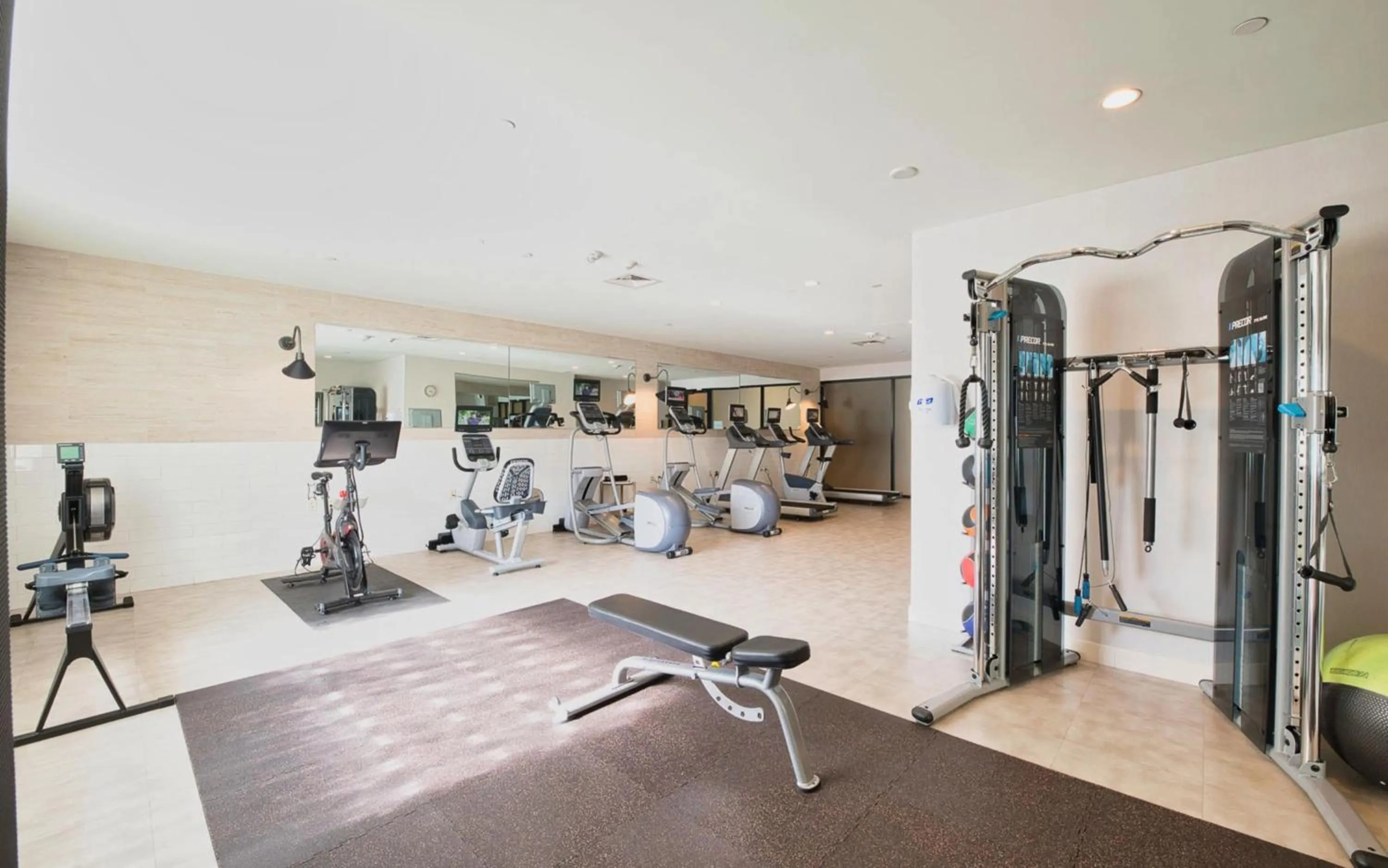 Fitness centre/facilities in Delamar West Hartford