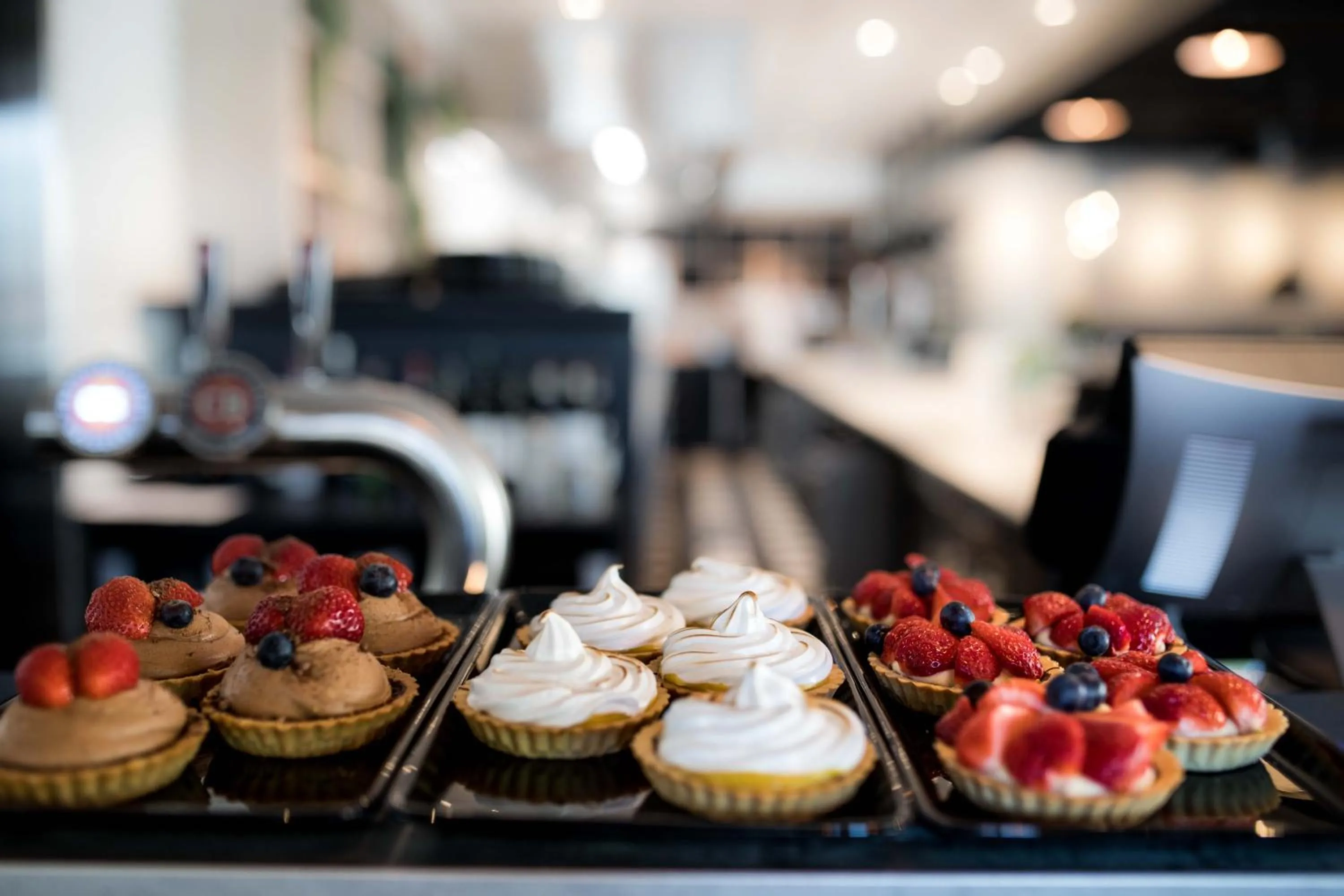 Restaurant/places to eat in Thon Partner Hotel Parken