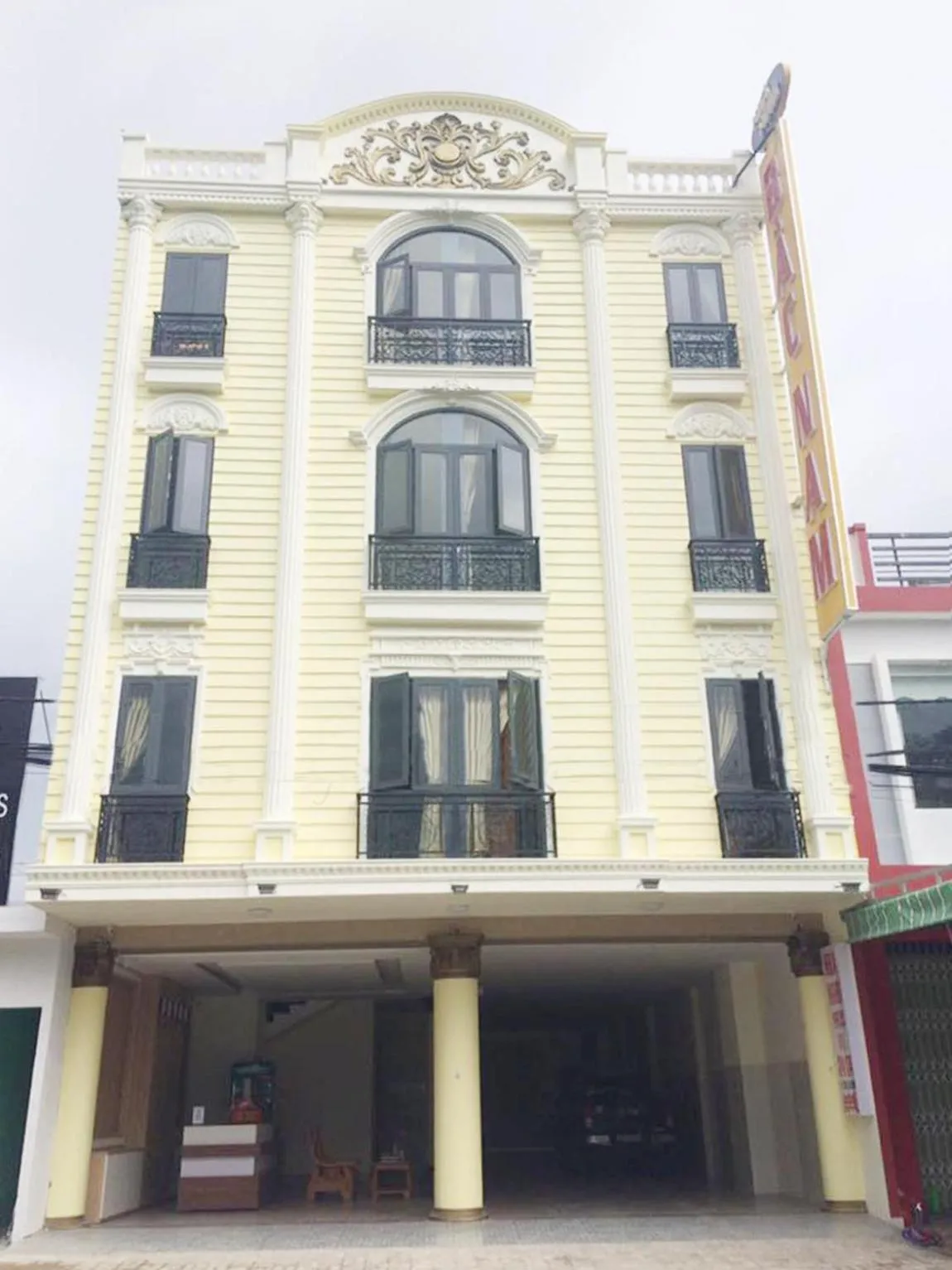 Property building in Bắc Nam Hotel