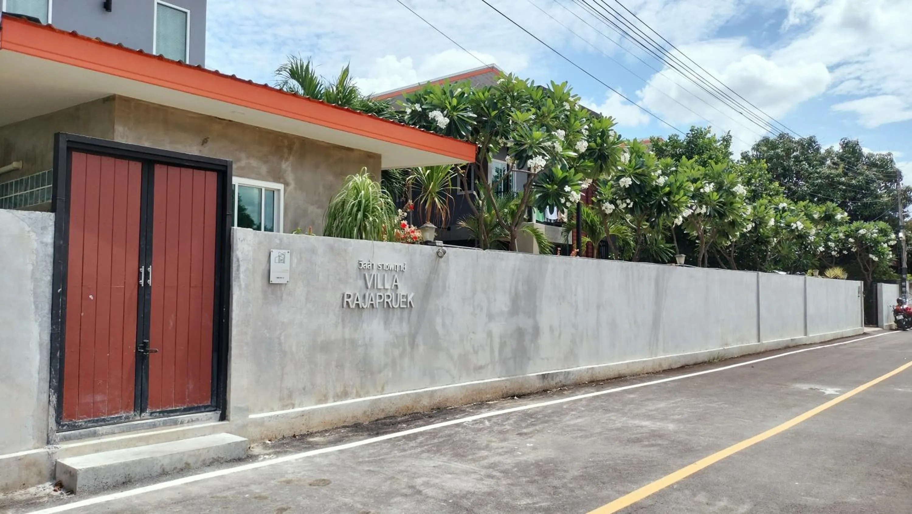 Property building in Villa Rajapruek Exclusive Entire Private 3 Villas rental near Airport