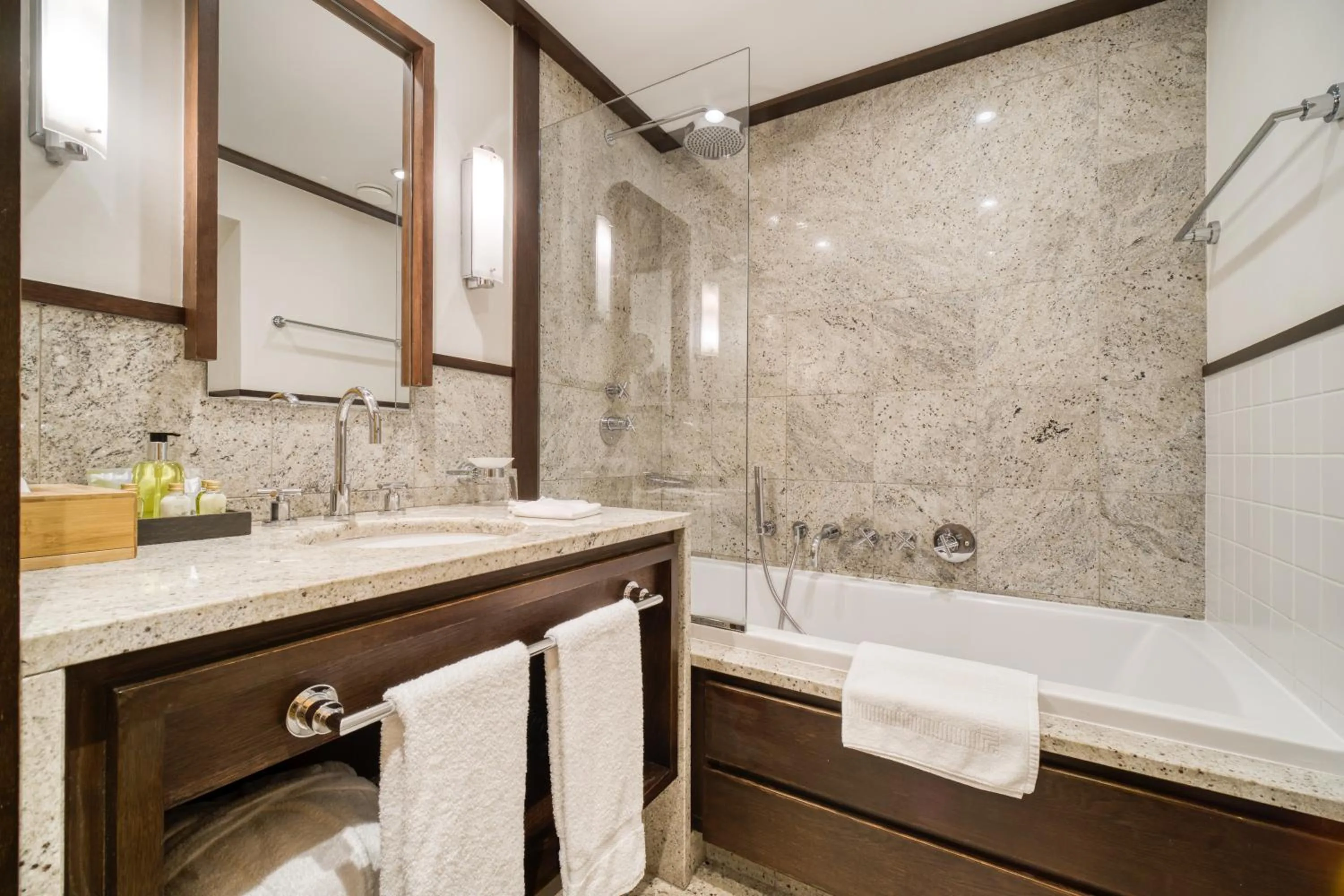 Bathroom in Auberge du Bois Prin