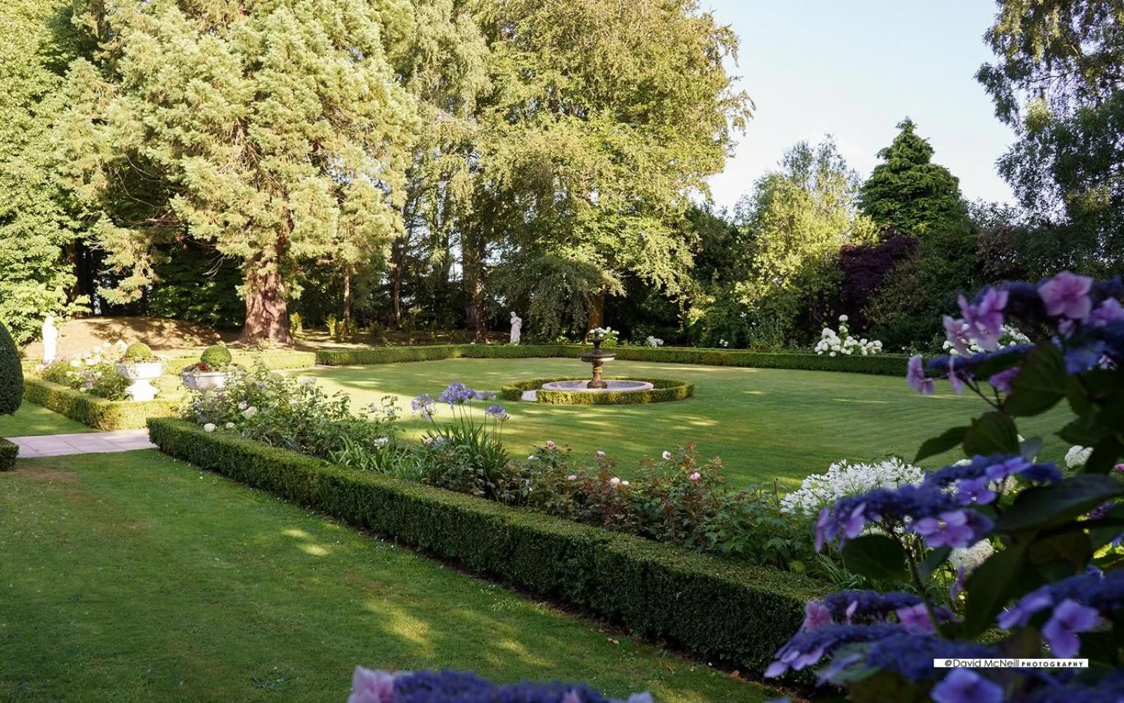 Garden in Tinakilly Country House Hotel