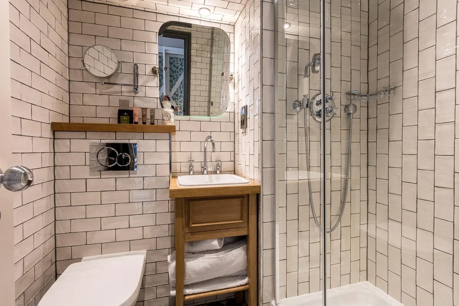 Bathroom in City Gate