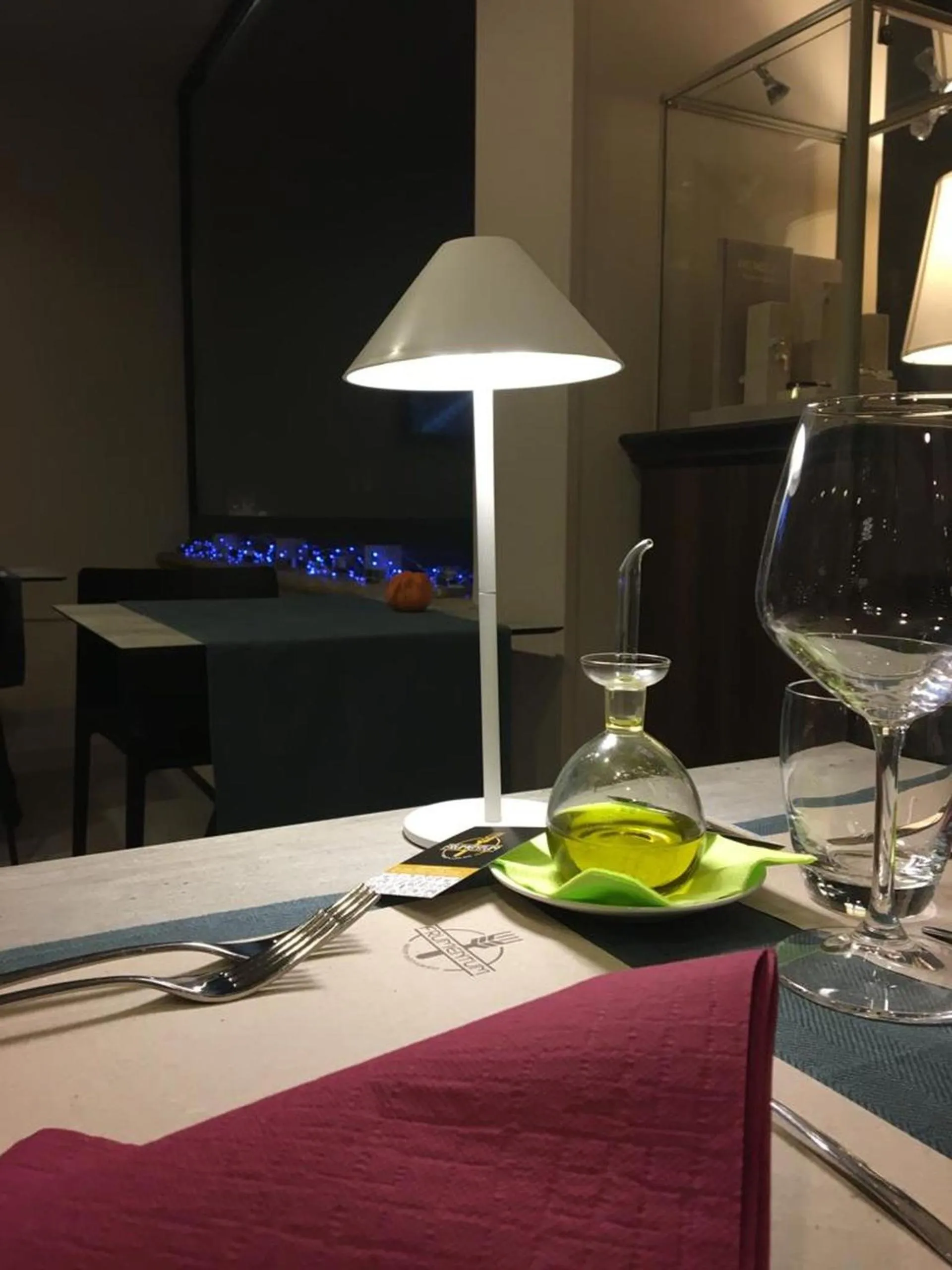 Restaurant/places to eat in Le Grazie Hotel