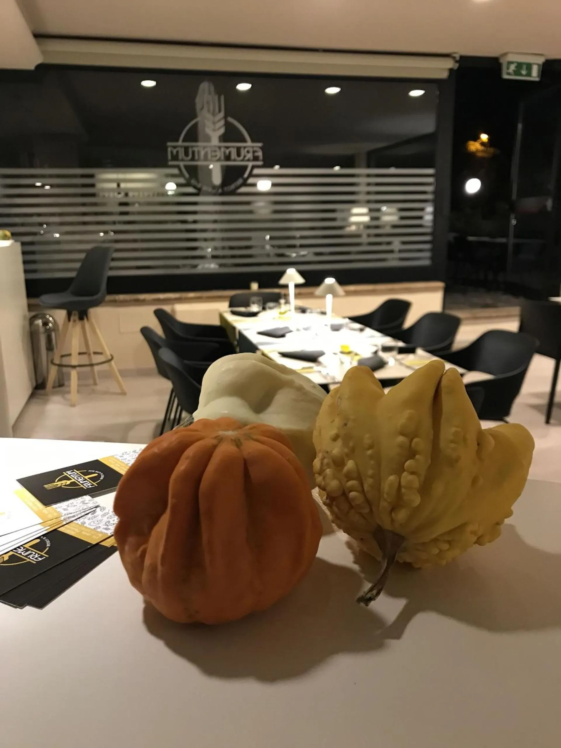 Restaurant/places to eat in Le Grazie Hotel