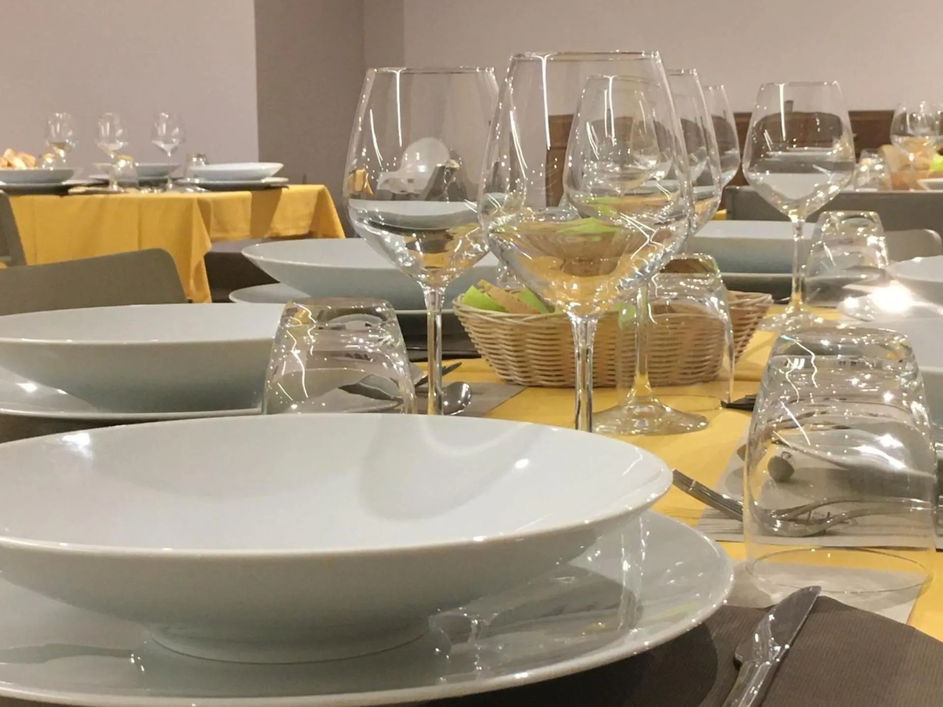 Restaurant/places to eat in Le Grazie Hotel