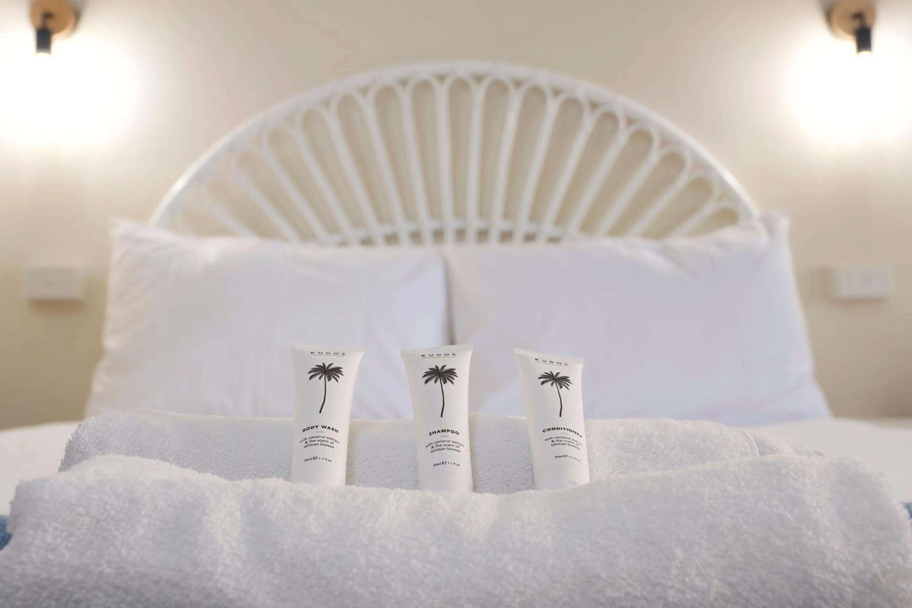 towels, Bed in Hotel Tropiq