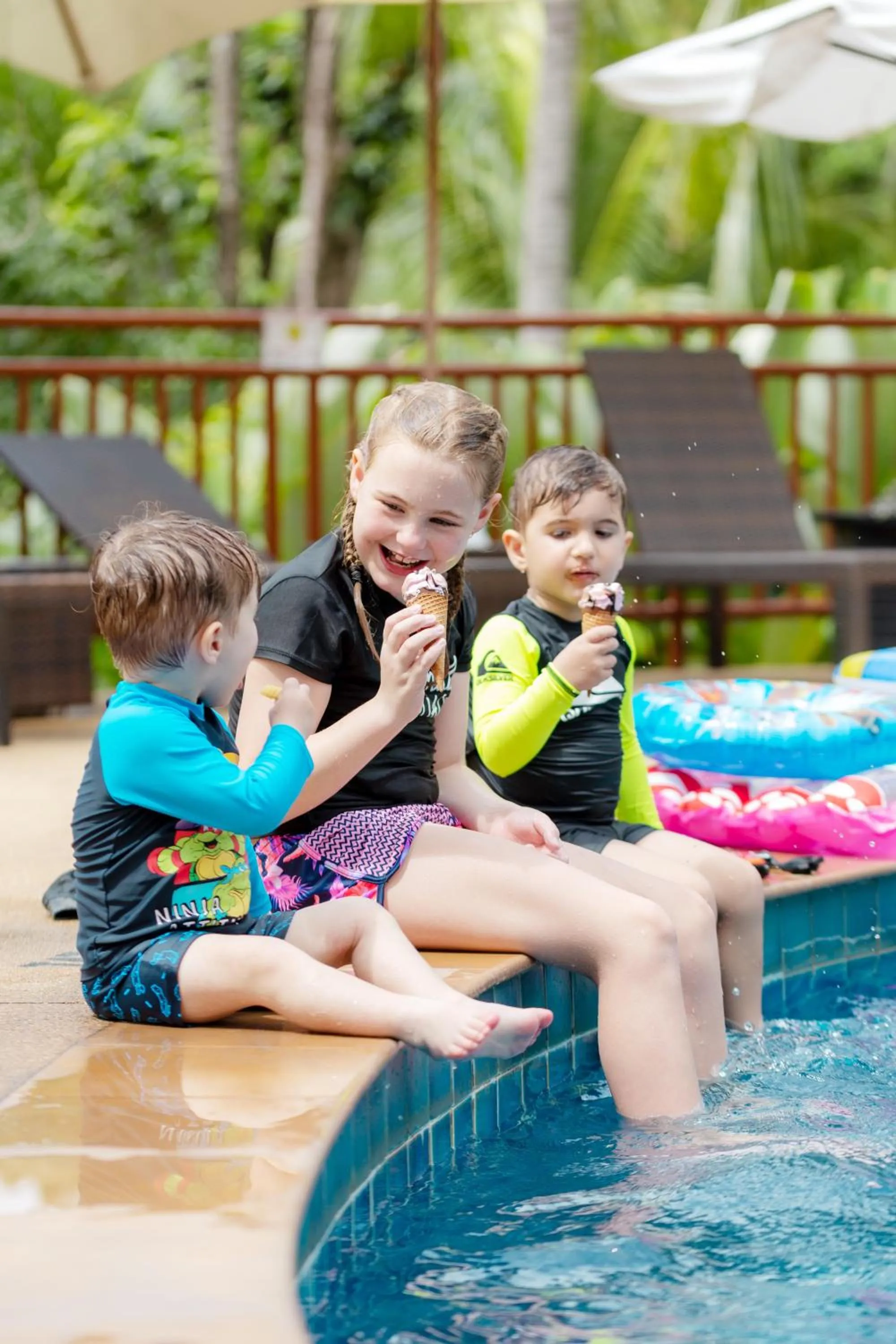 Swimming pool in Horizon Karon Beach Resort & Spa