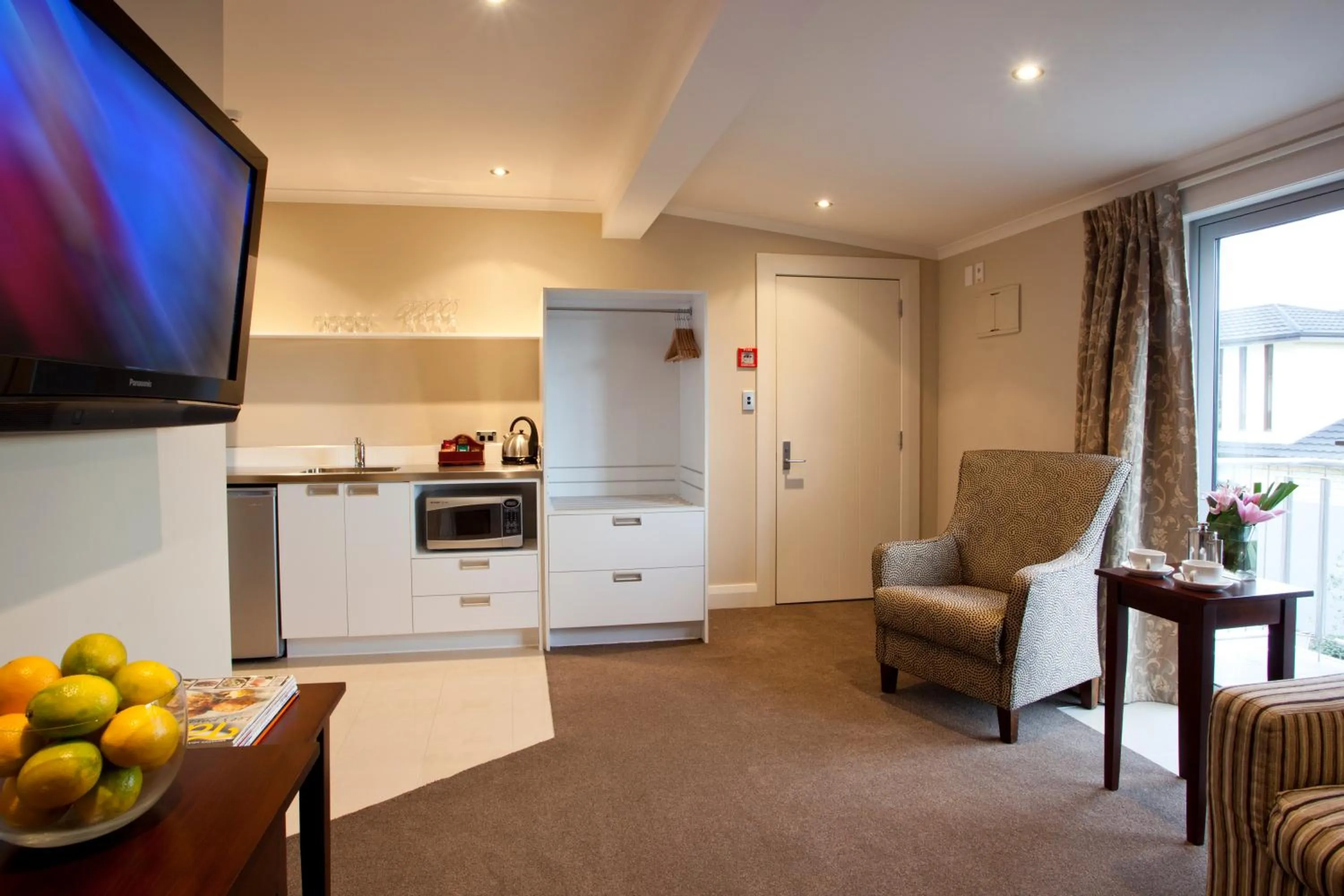 Coffee/tea facilities in THE MEWS Oamaru