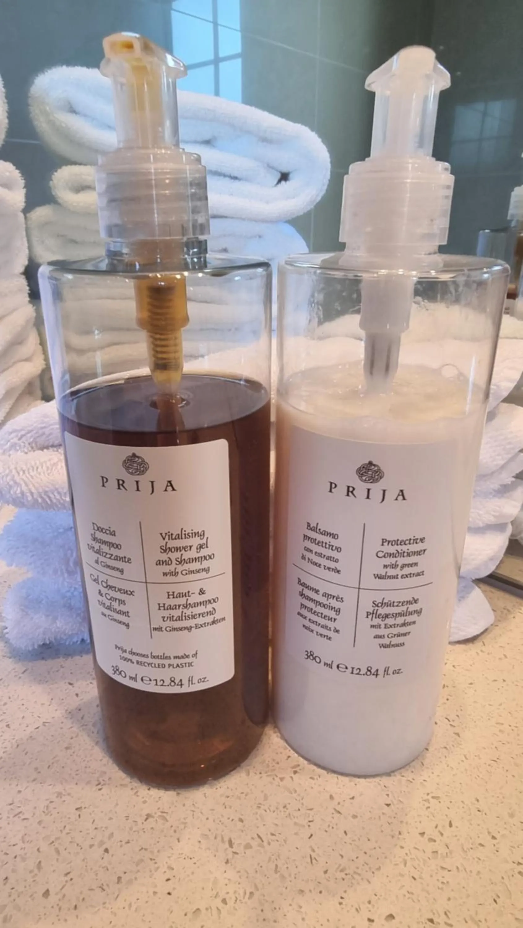 Bathroom in THE MEWS Oamaru