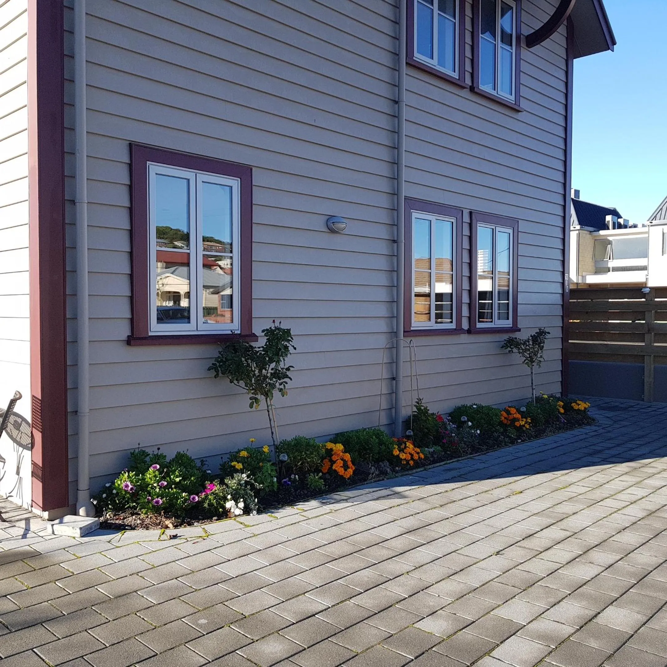 Facade/entrance in THE MEWS Oamaru