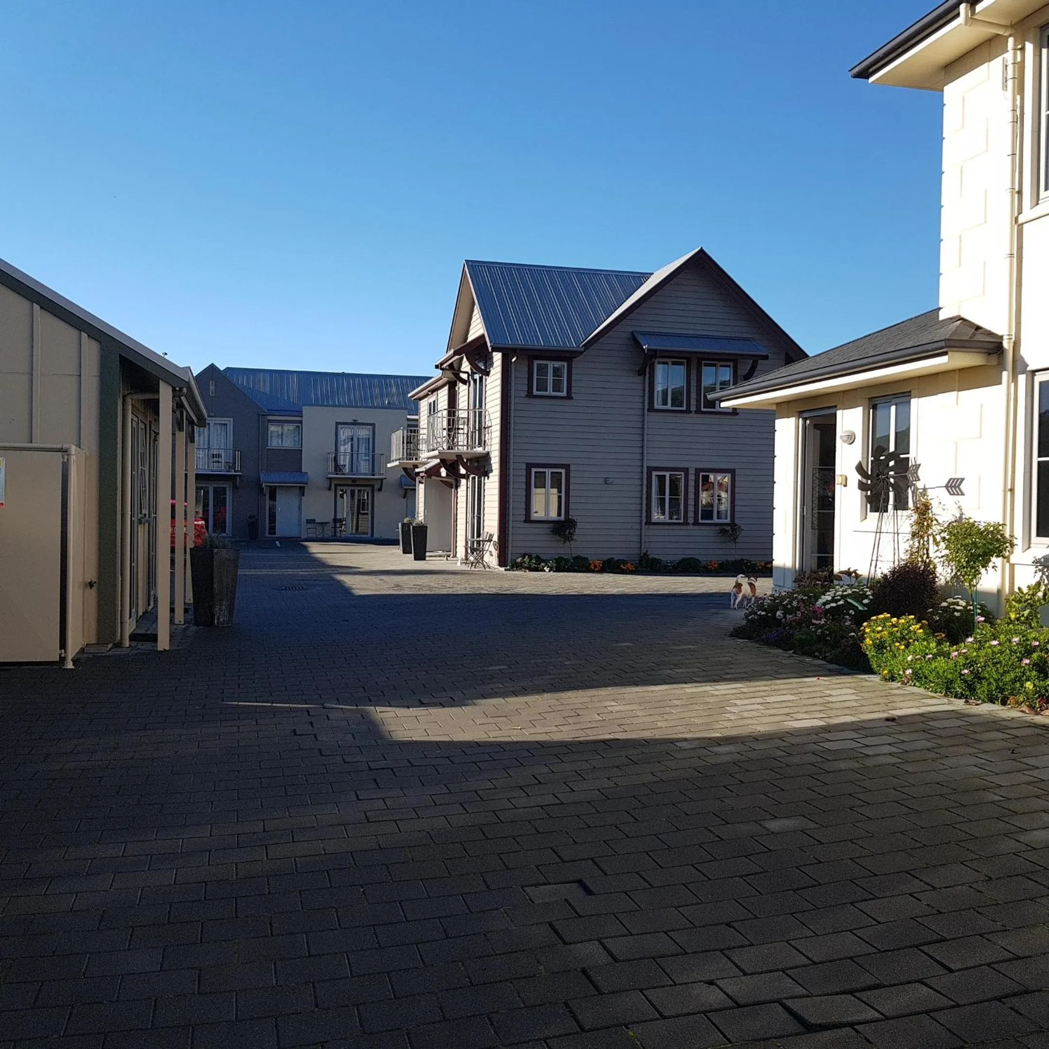 Property building in THE MEWS Oamaru