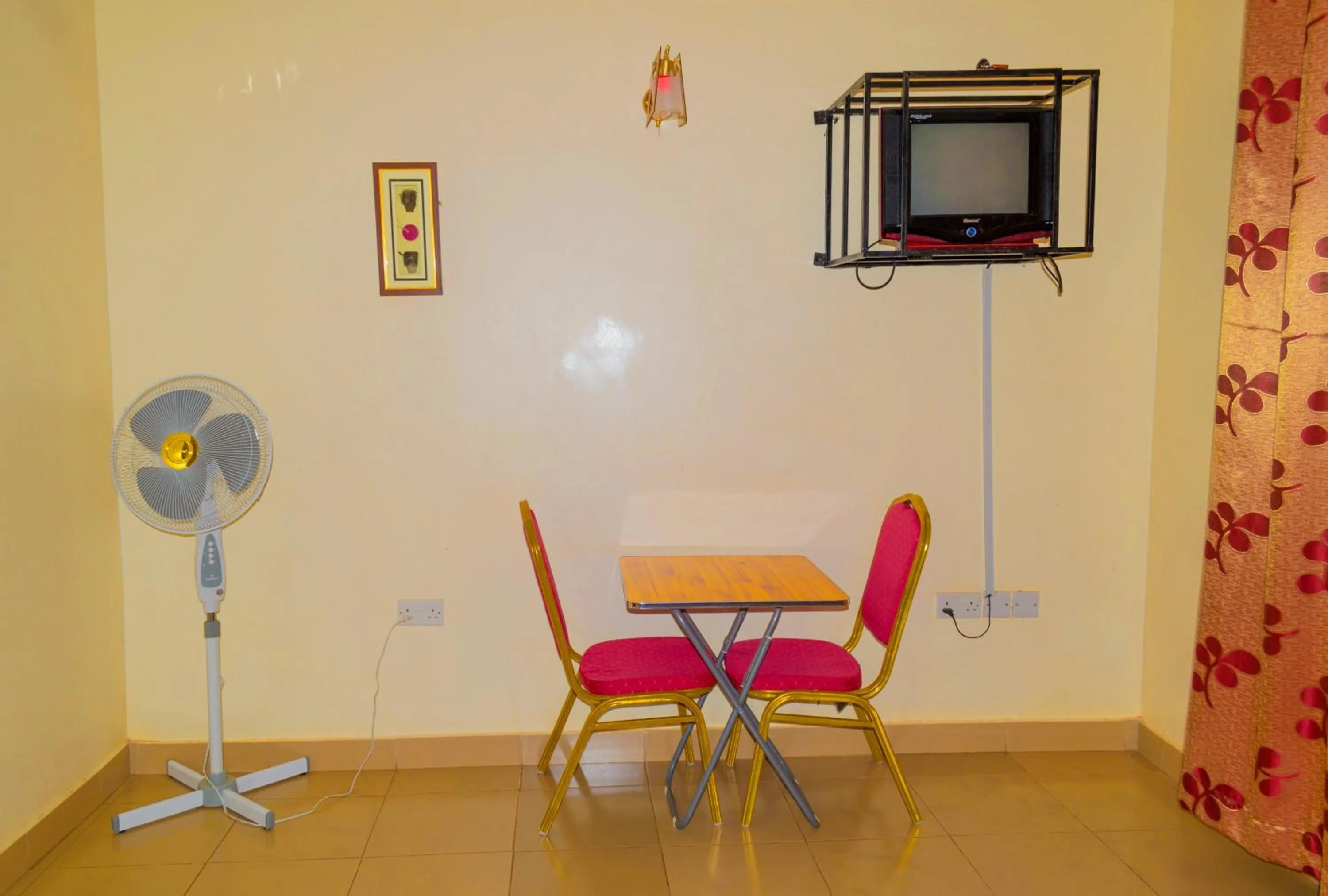 TV and multimedia in Sadrina Comfort Cottages Kyanja Kampala