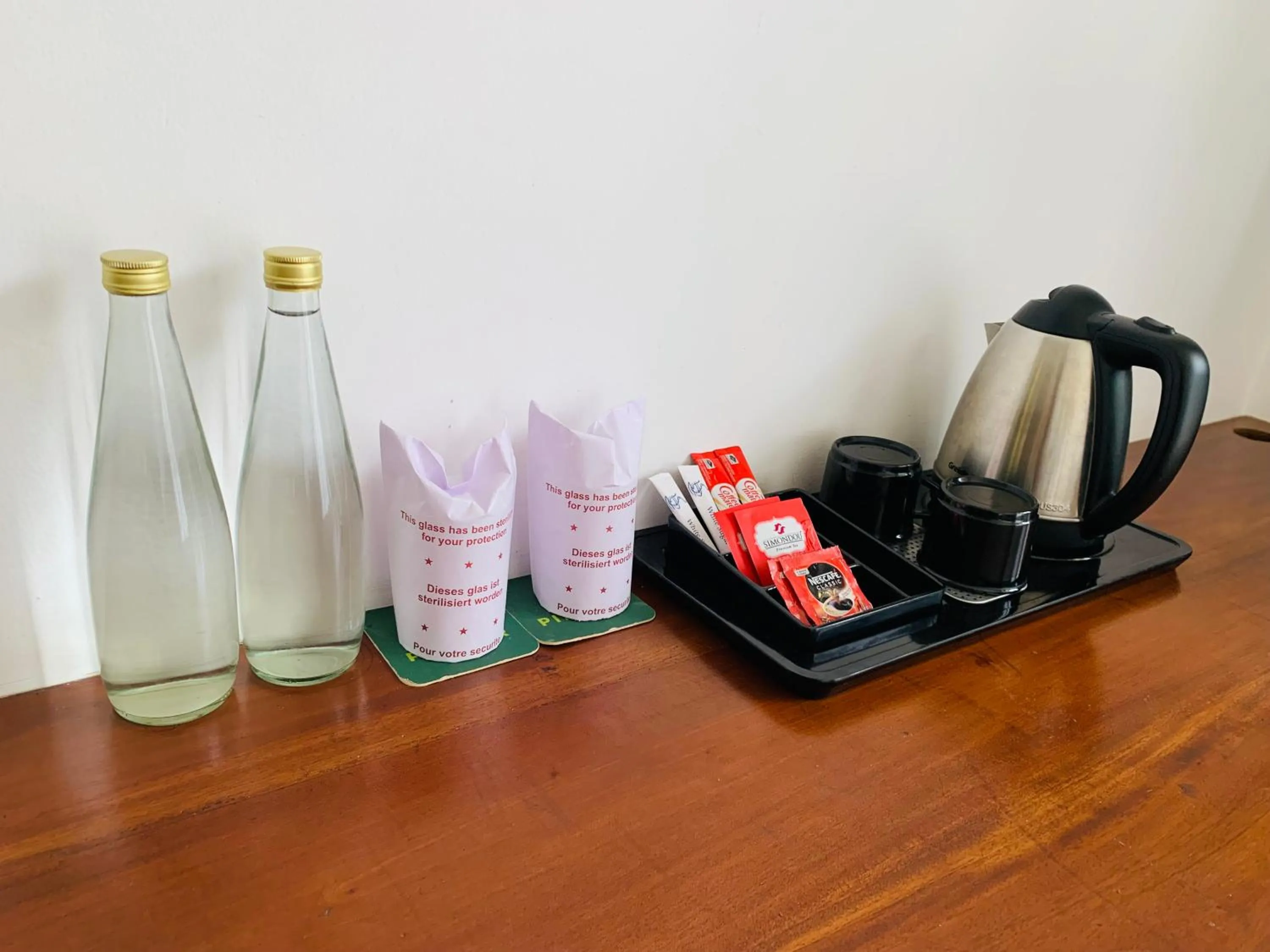 Coffee/tea facilities in Hotel Gangaaddara