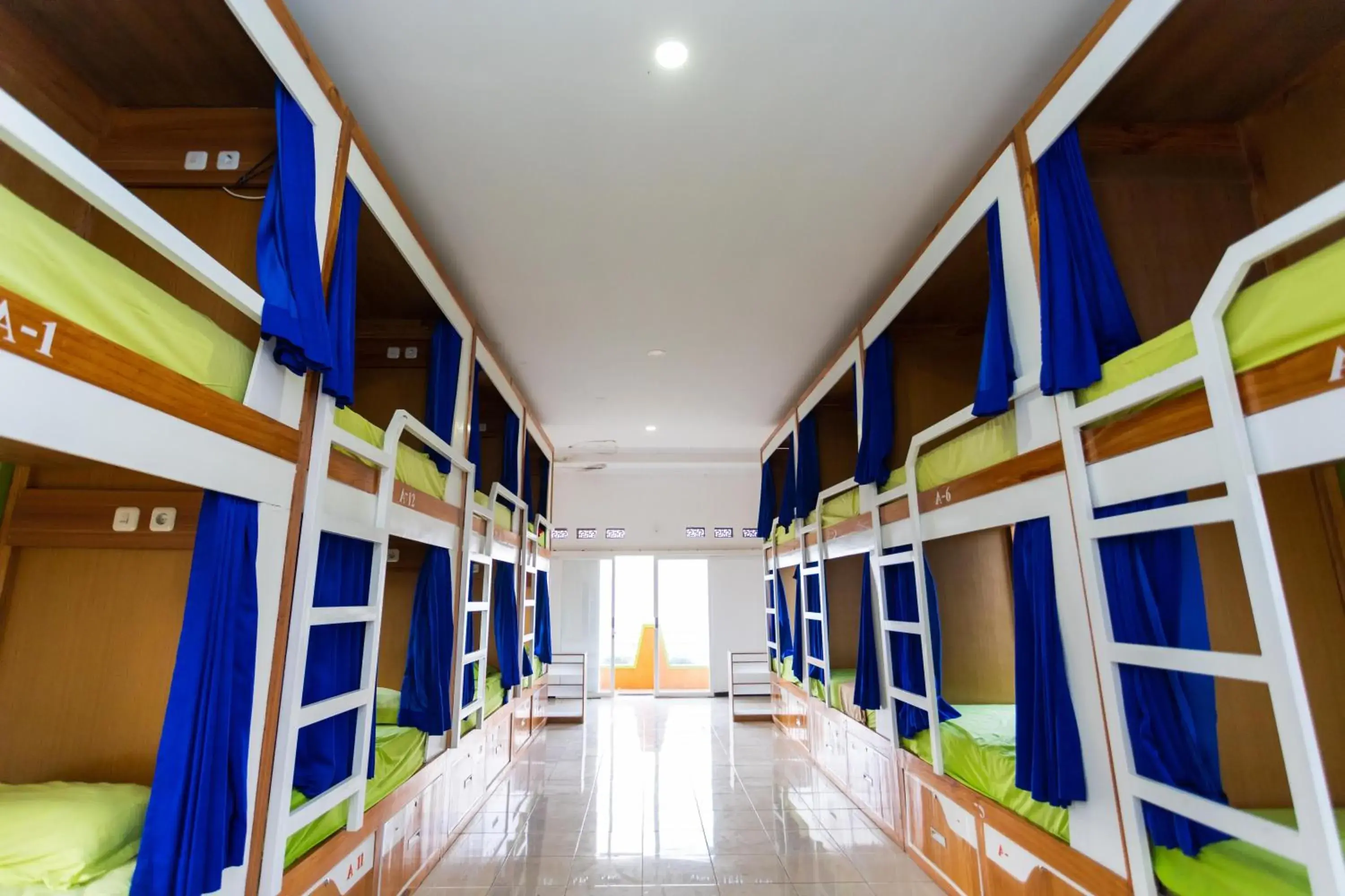 Single Bed in Mixed Dormitory Room in Villa Panderman Indah Single Bed in Mixed Dormitory Room in Villa Panderman Indah