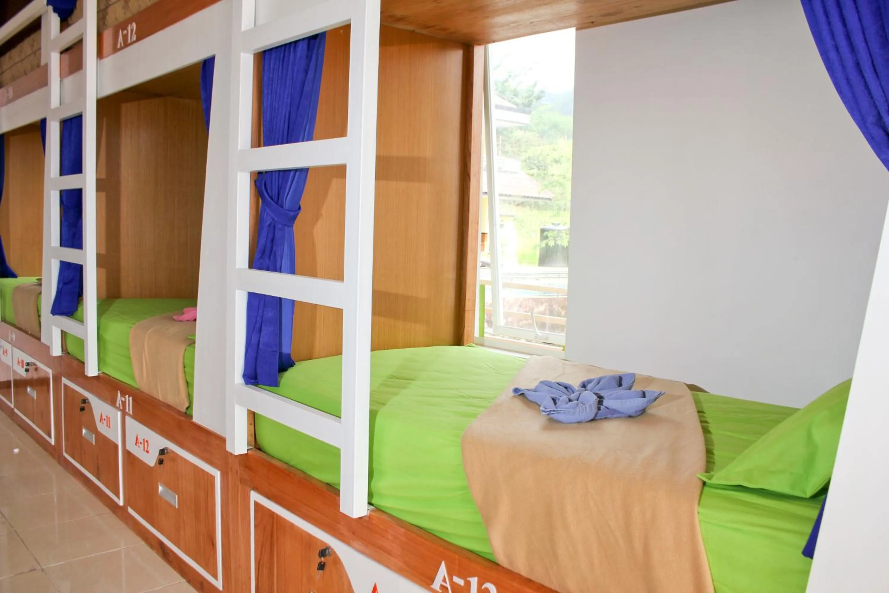 bunk bed, Bed in Villa Panderman Indah
