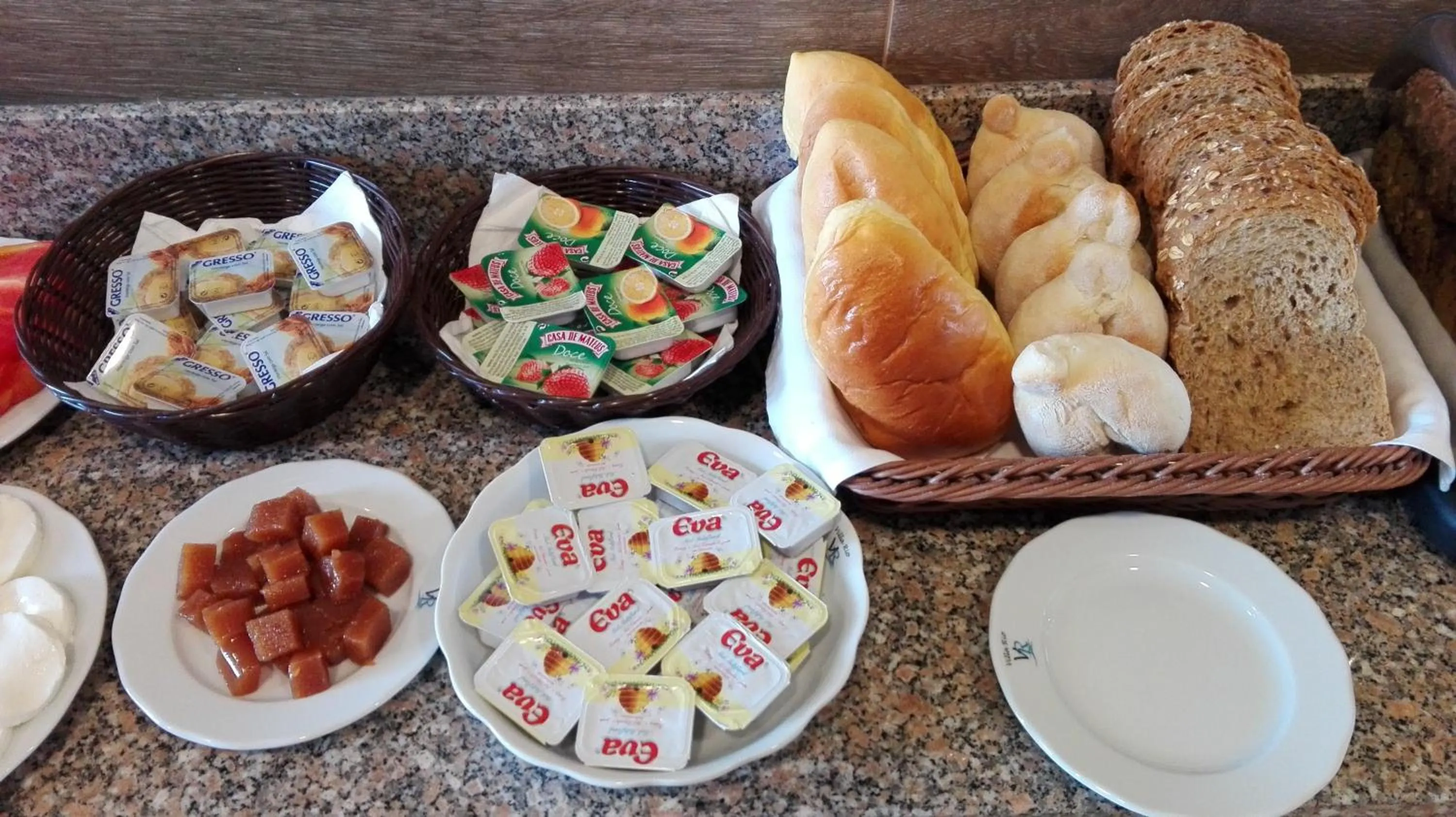Breakfast in Villa Rio Guest House Suites