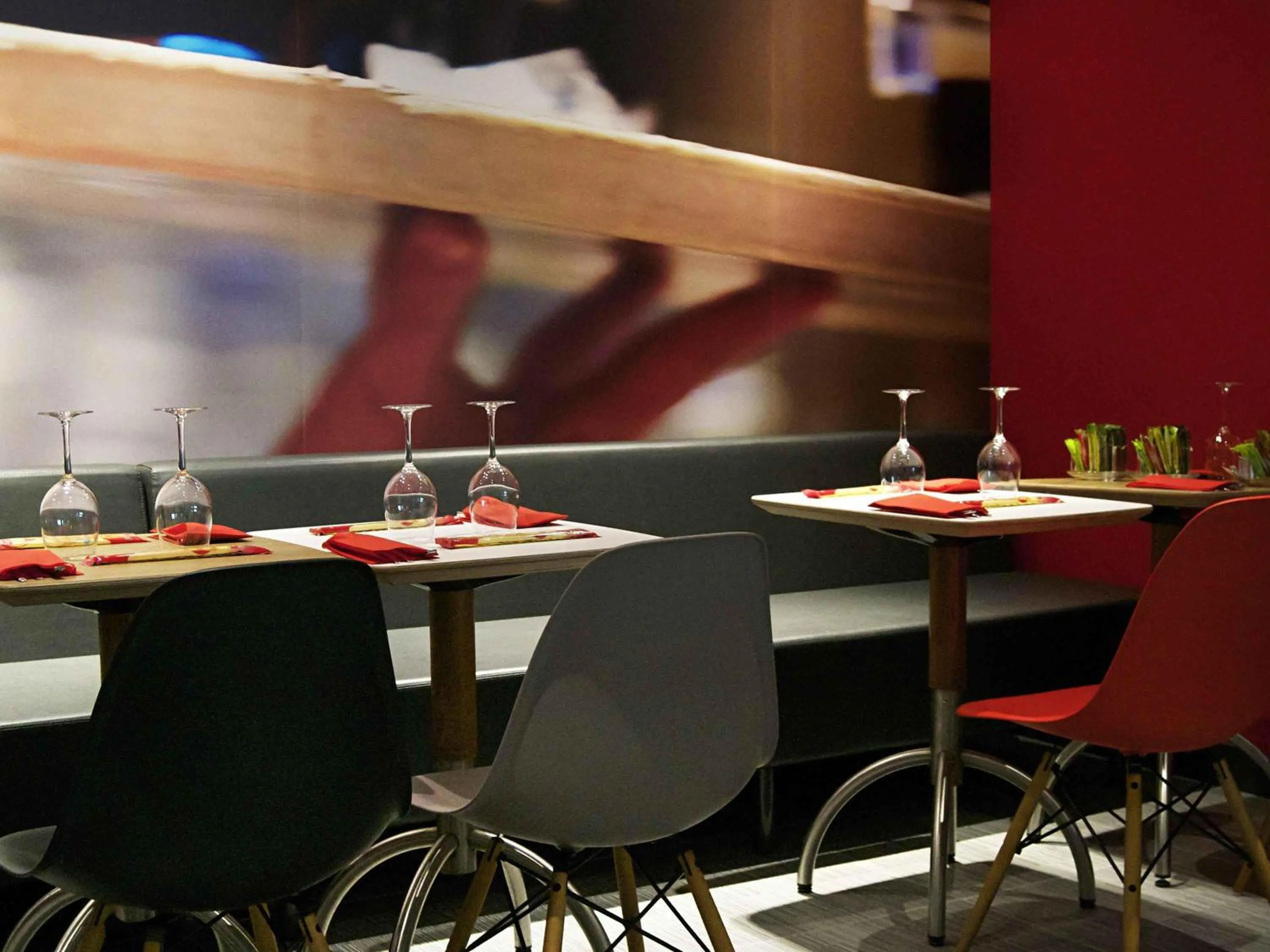 Restaurant/places to eat in Hotel ibis Lisboa Saldanha