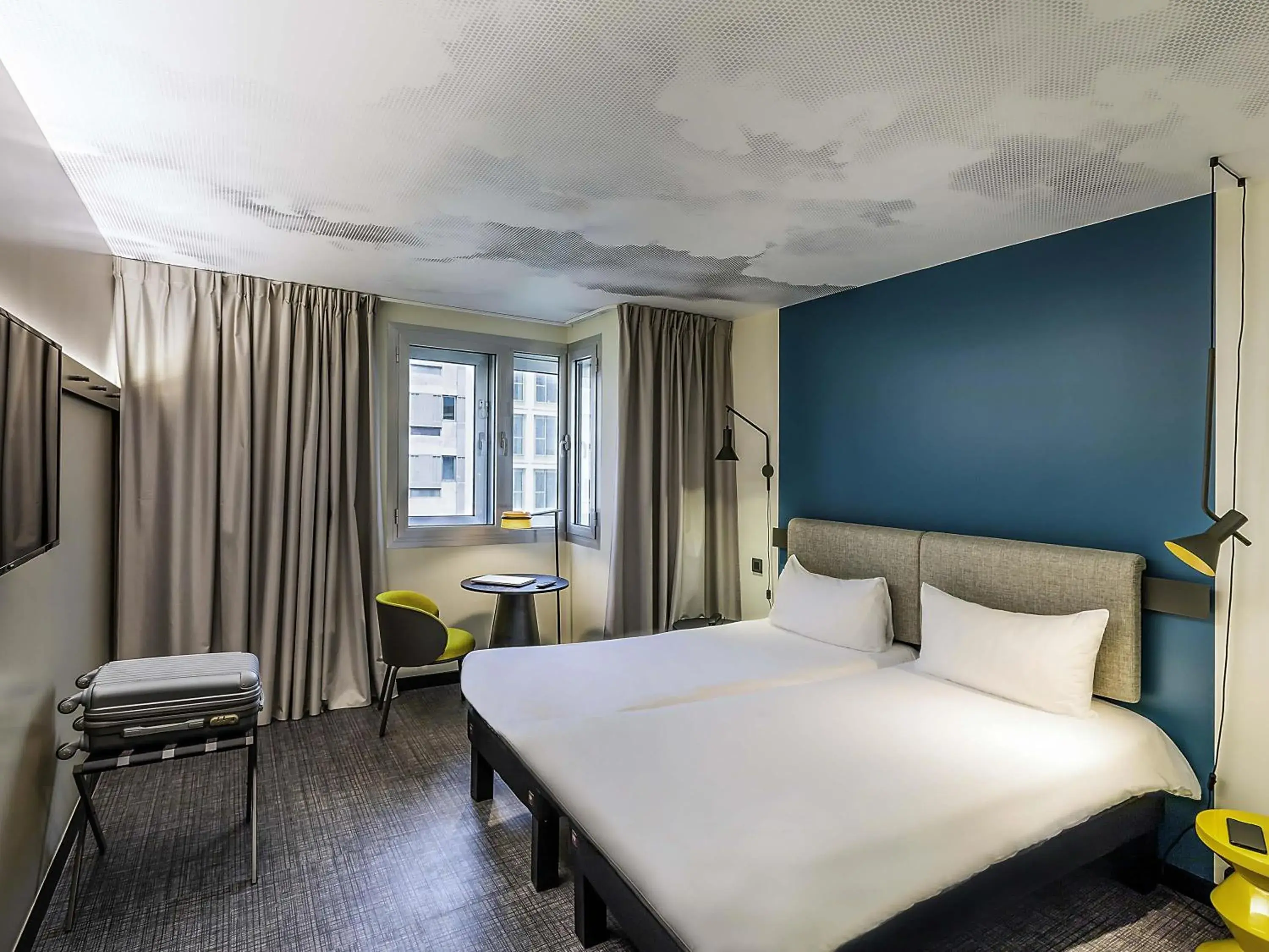 Renovated Standard Twin Room in Hotel ibis Lisboa Saldanha Renovated Standard Twin Room in Hotel ibis Lisboa Saldanha