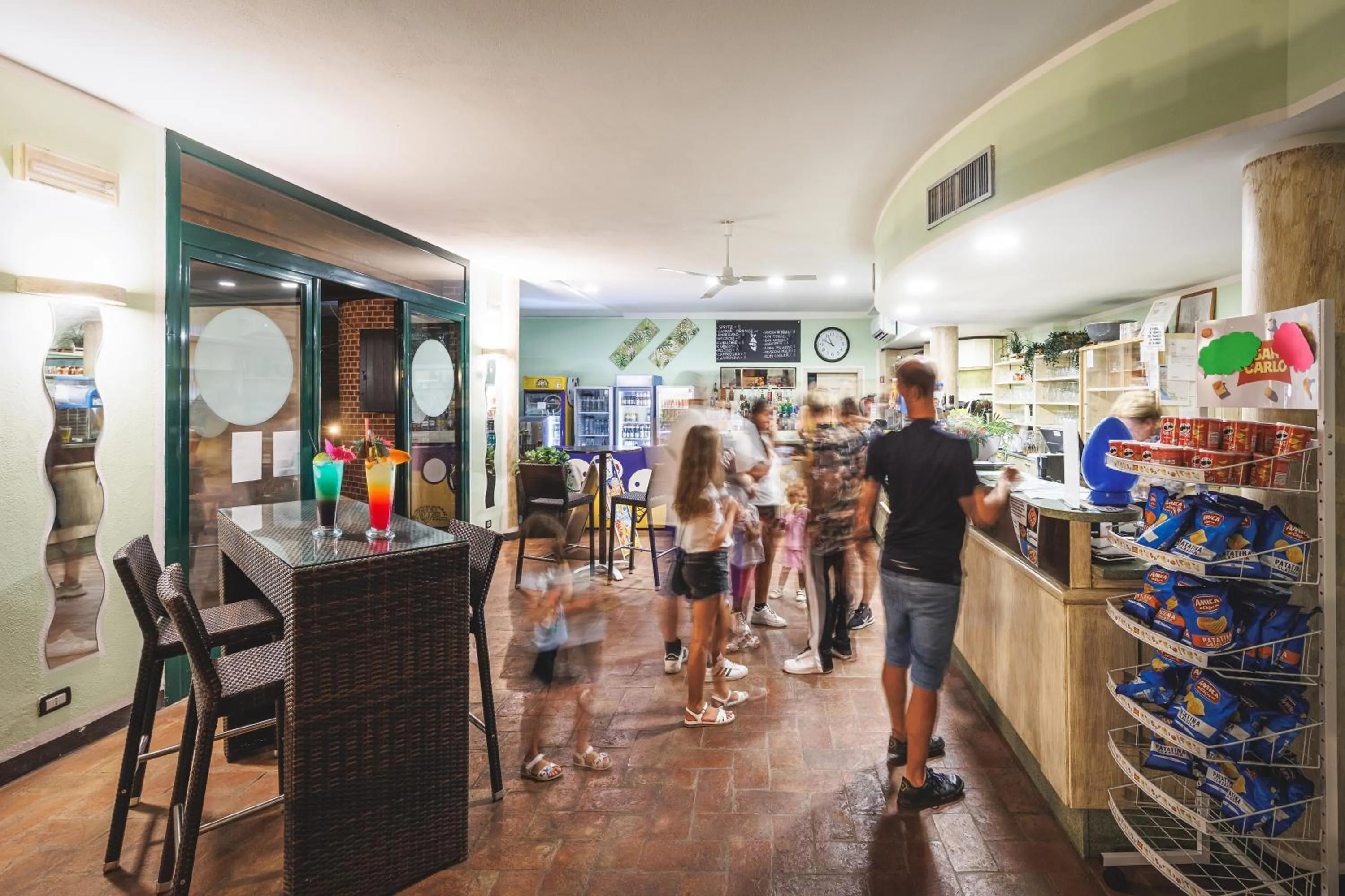 Lounge or bar in Villaggio Turistico La Cecinella