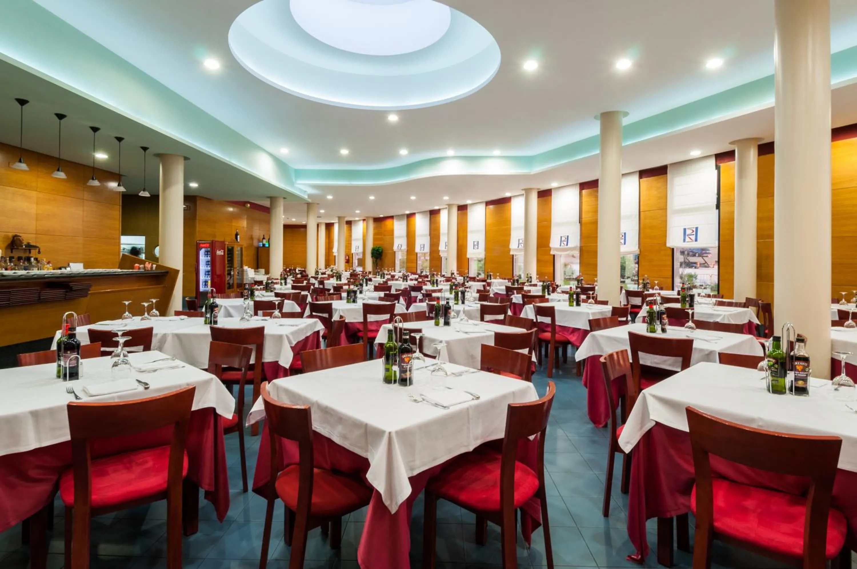 Restaurant/places to eat in Hotel Ruta de Europa
