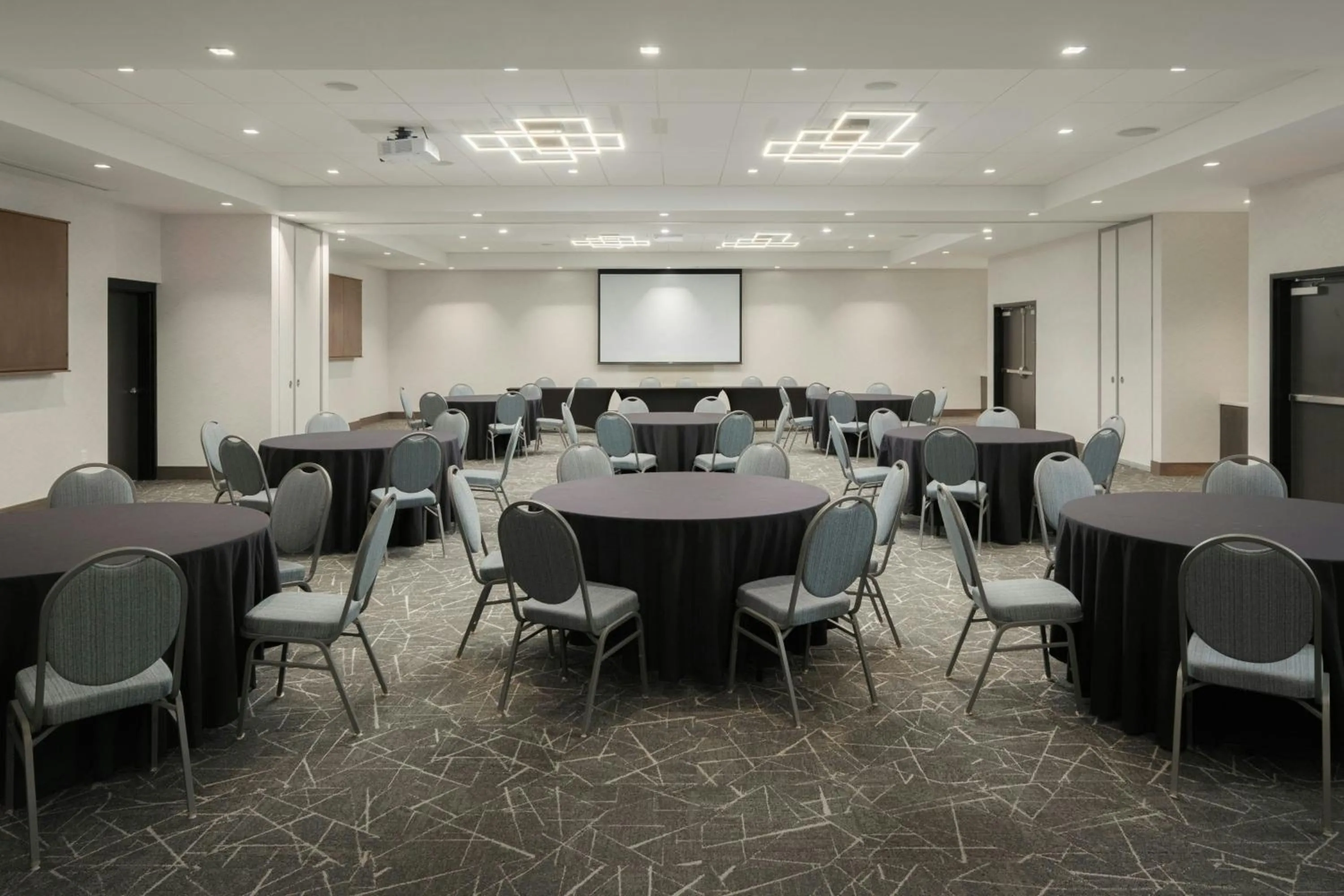 Meeting/conference room in AC Hotel Asheville Biltmore Village