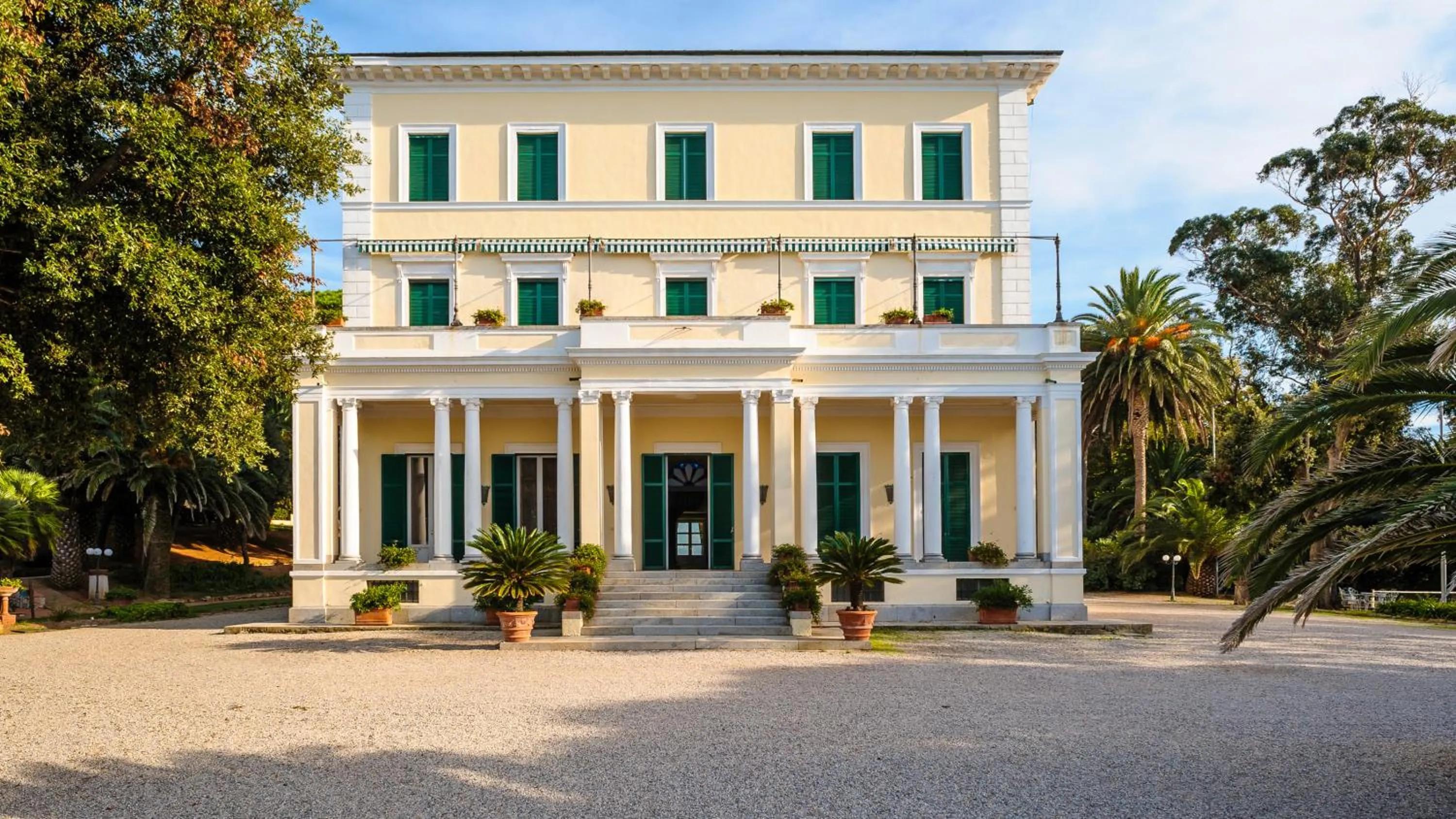 Facade/entrance in Hotel Villa Ottone