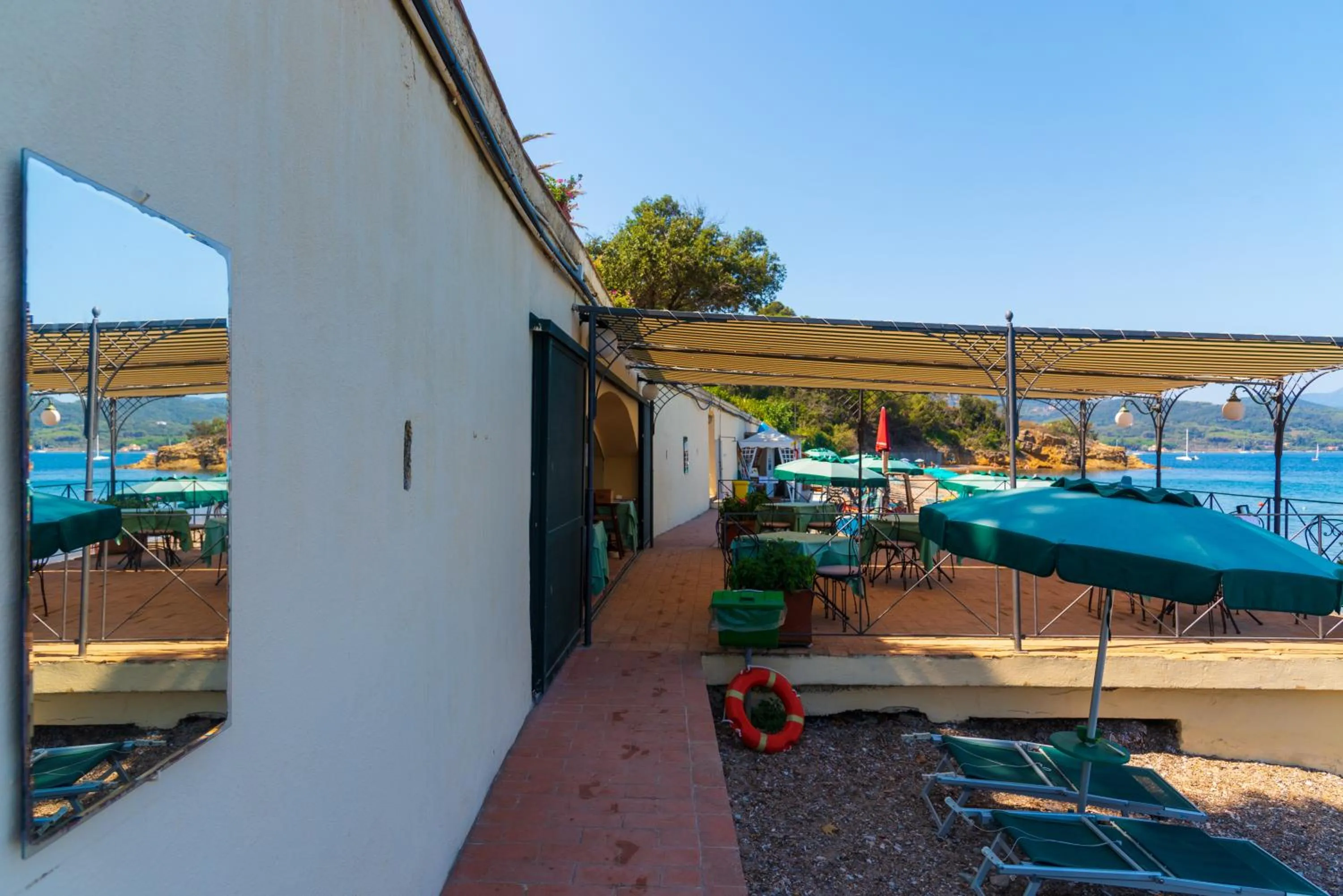 Beach in Hotel Villa Ottone