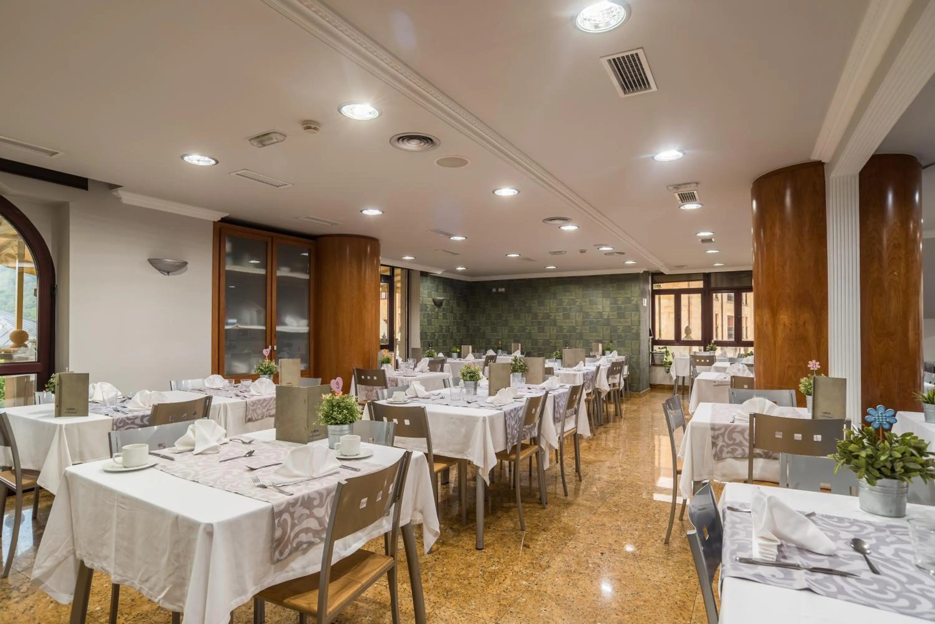 Restaurant/places to eat in Hotel Spa Villa Pasiega