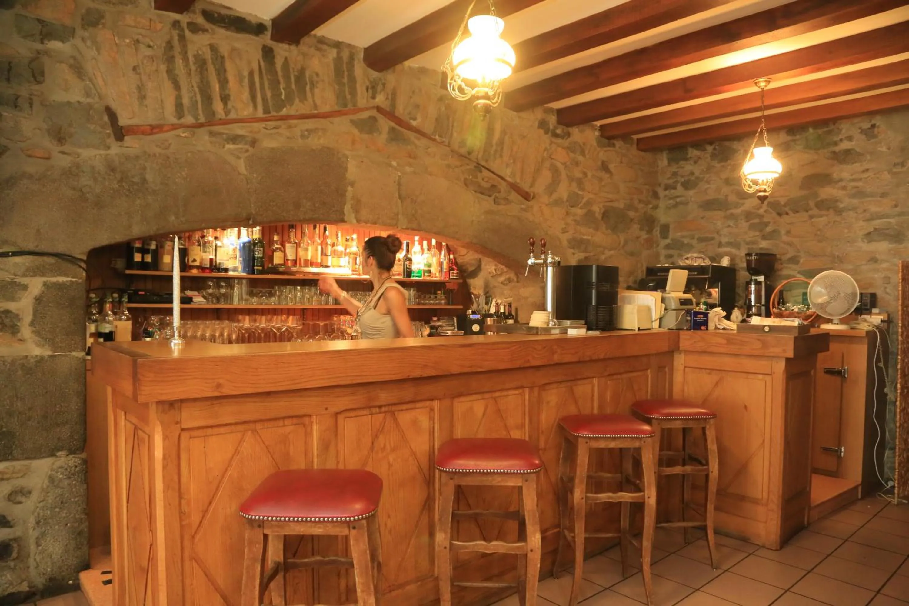 Logis L'Ecu De France