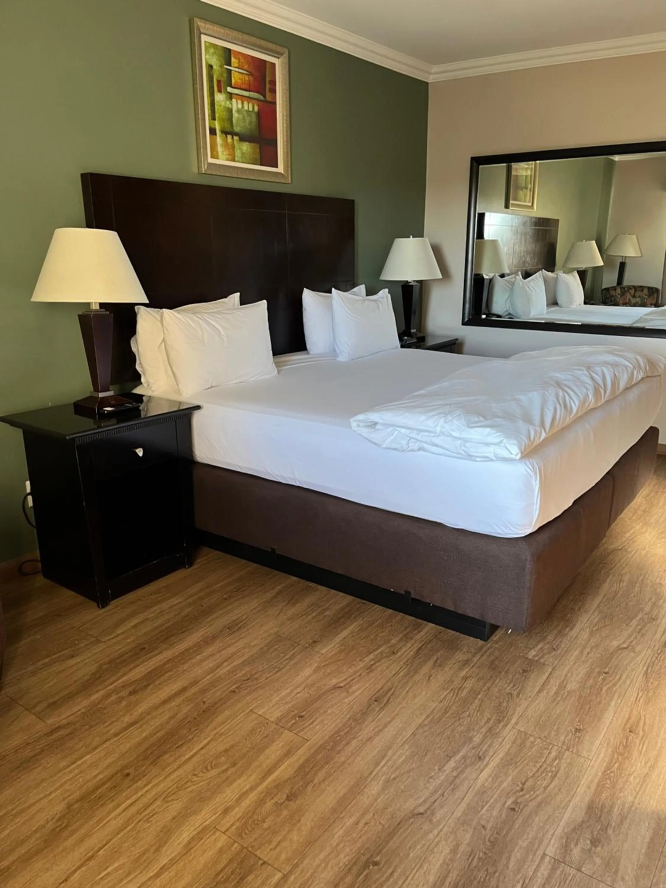 Bed in Hampshire Hotel - Ballito