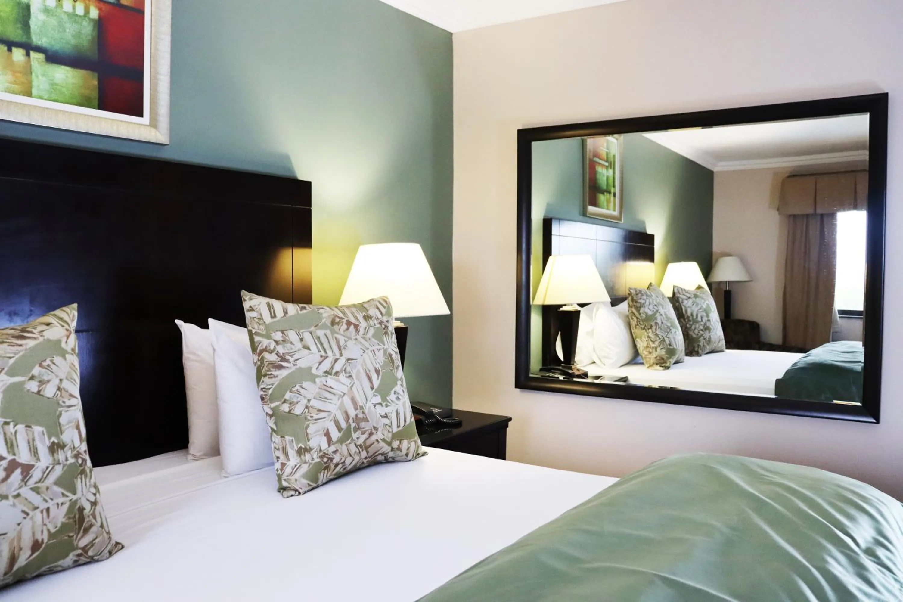 Bed in Hampshire Hotel - Ballito