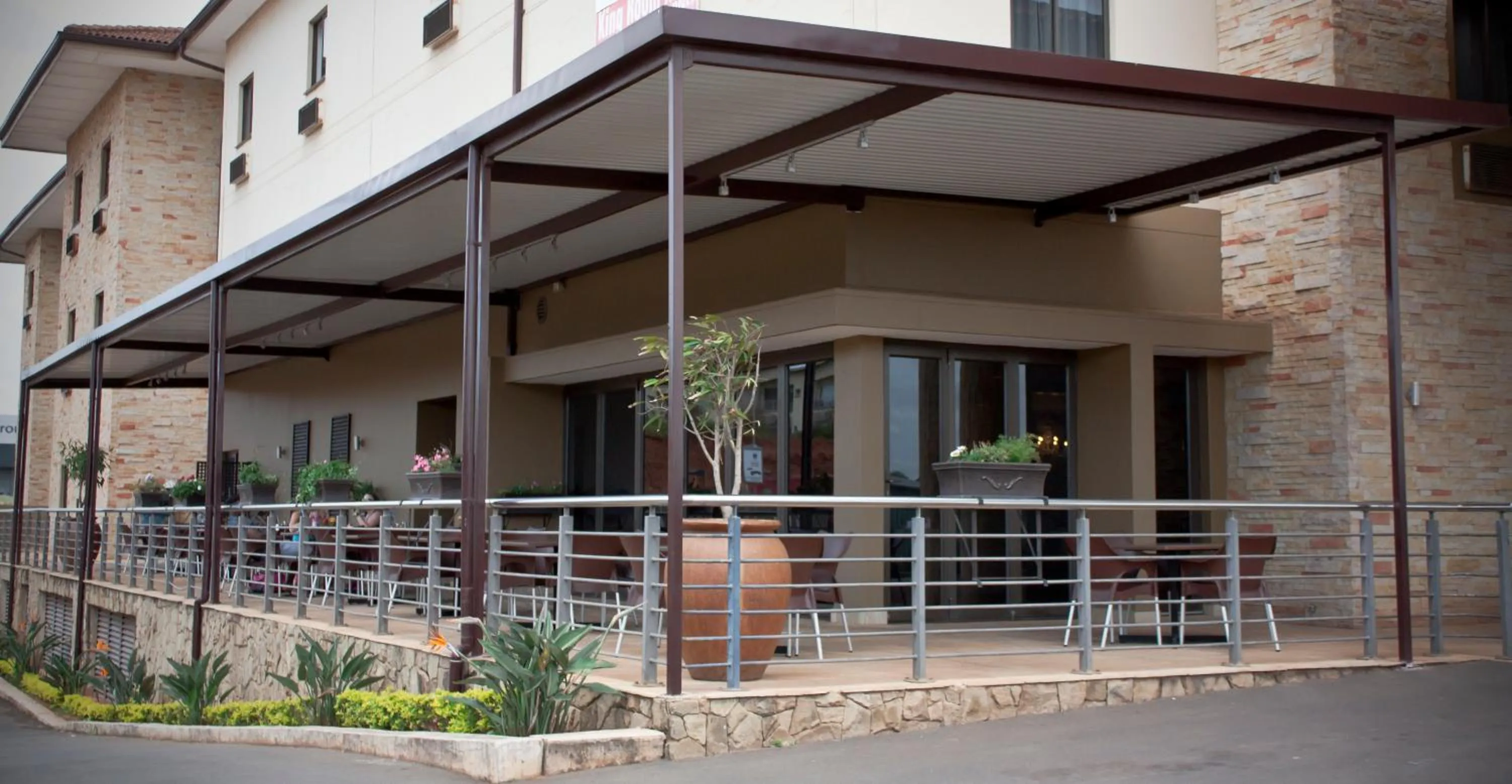 Property building in Hampshire Hotel - Ballito