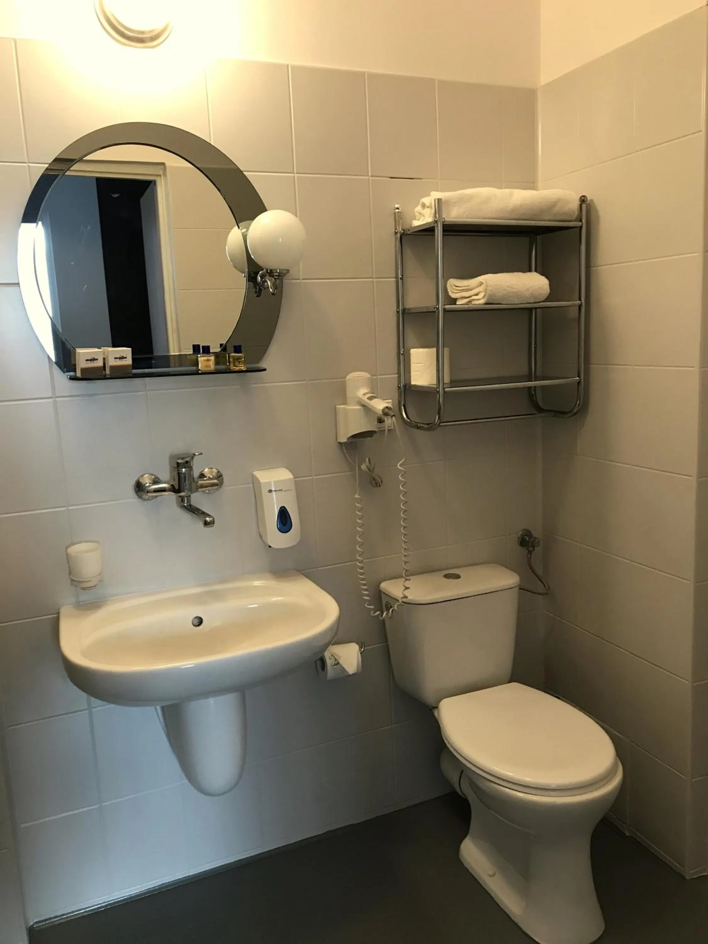 Toilet in Hotel Granada