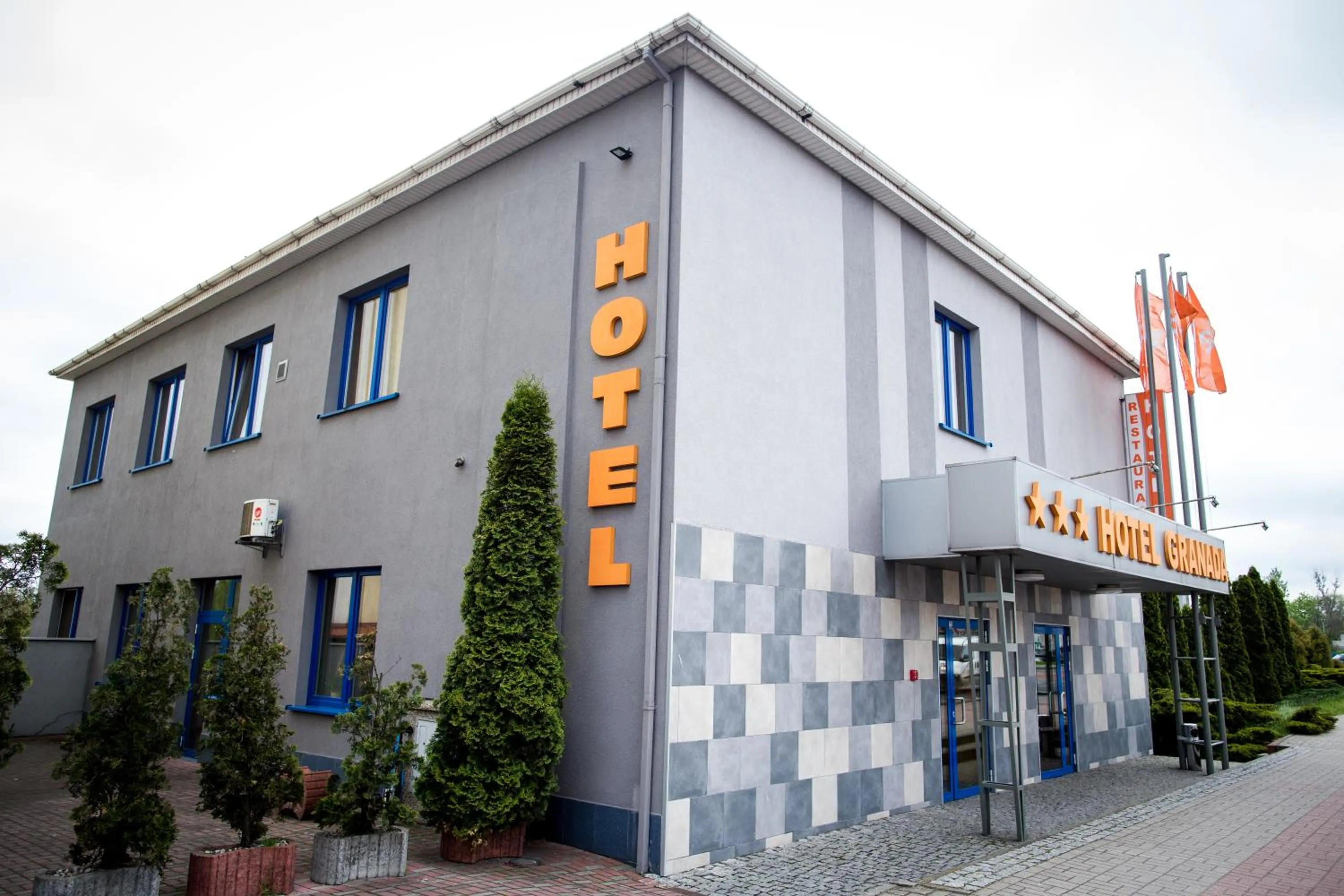 Facade/entrance in Hotel Granada