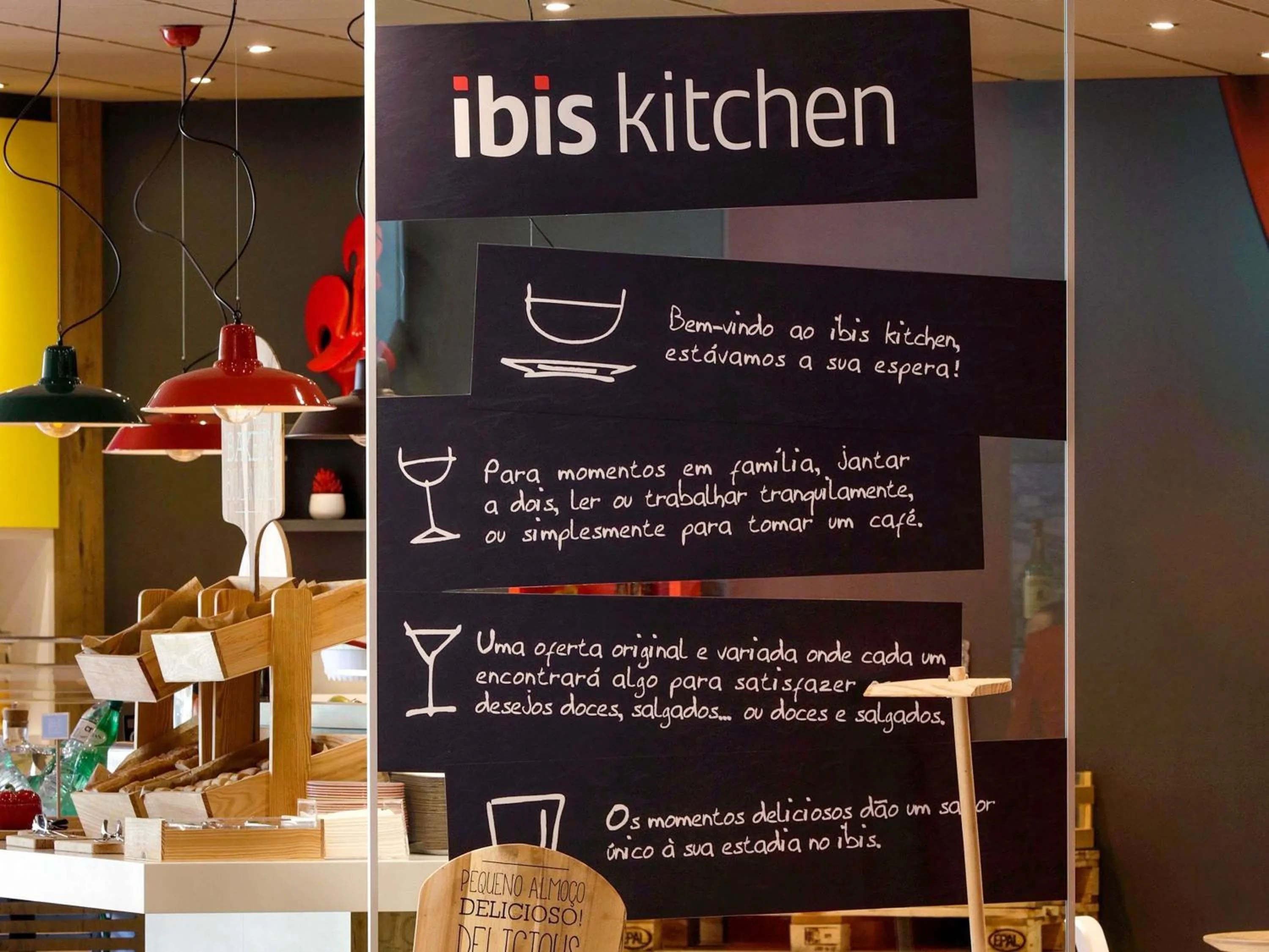 Restaurant/places to eat in Hotel ibis Porto Gaia