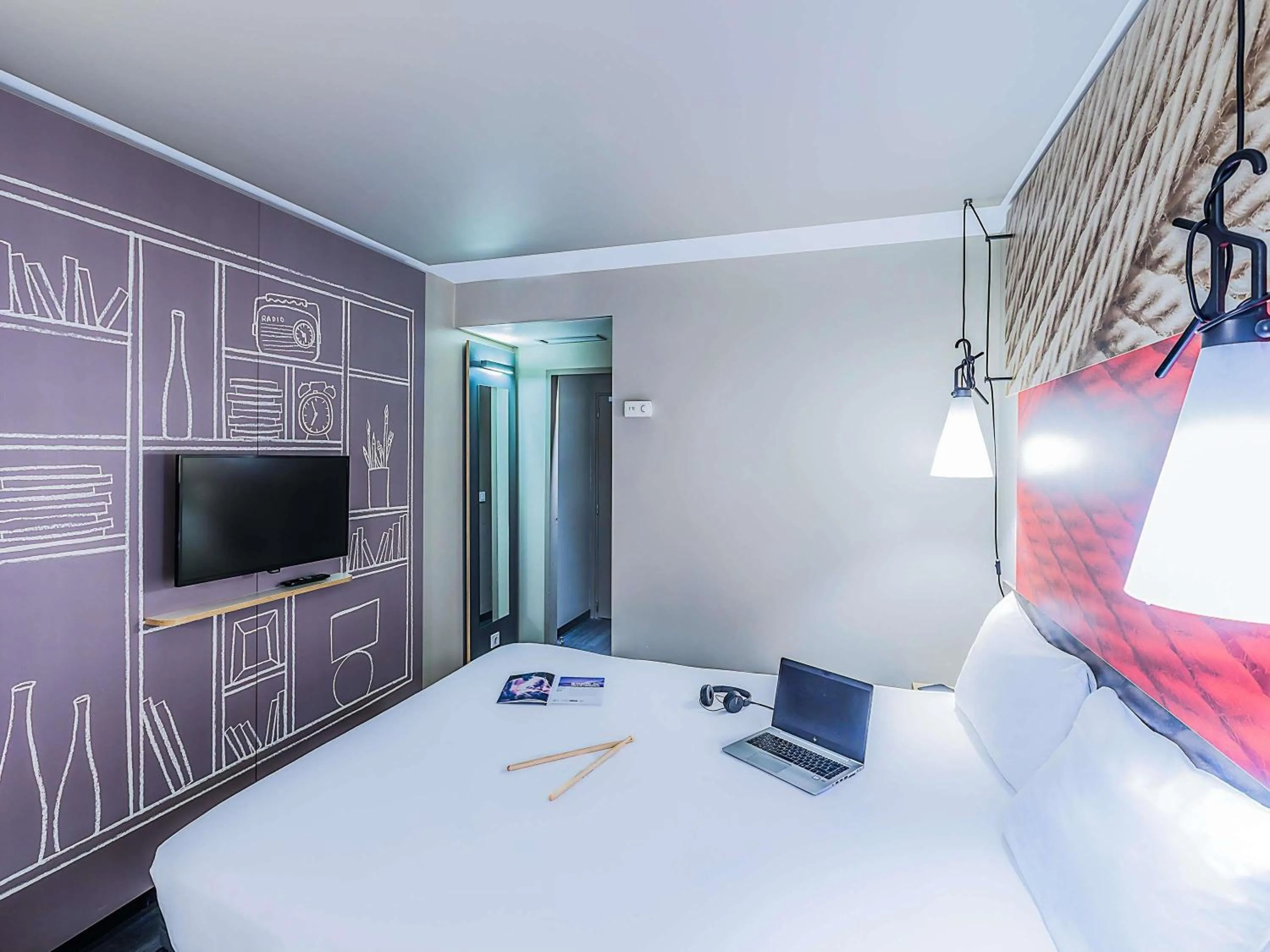 Bedroom, Bed in Hotel ibis Porto Gaia