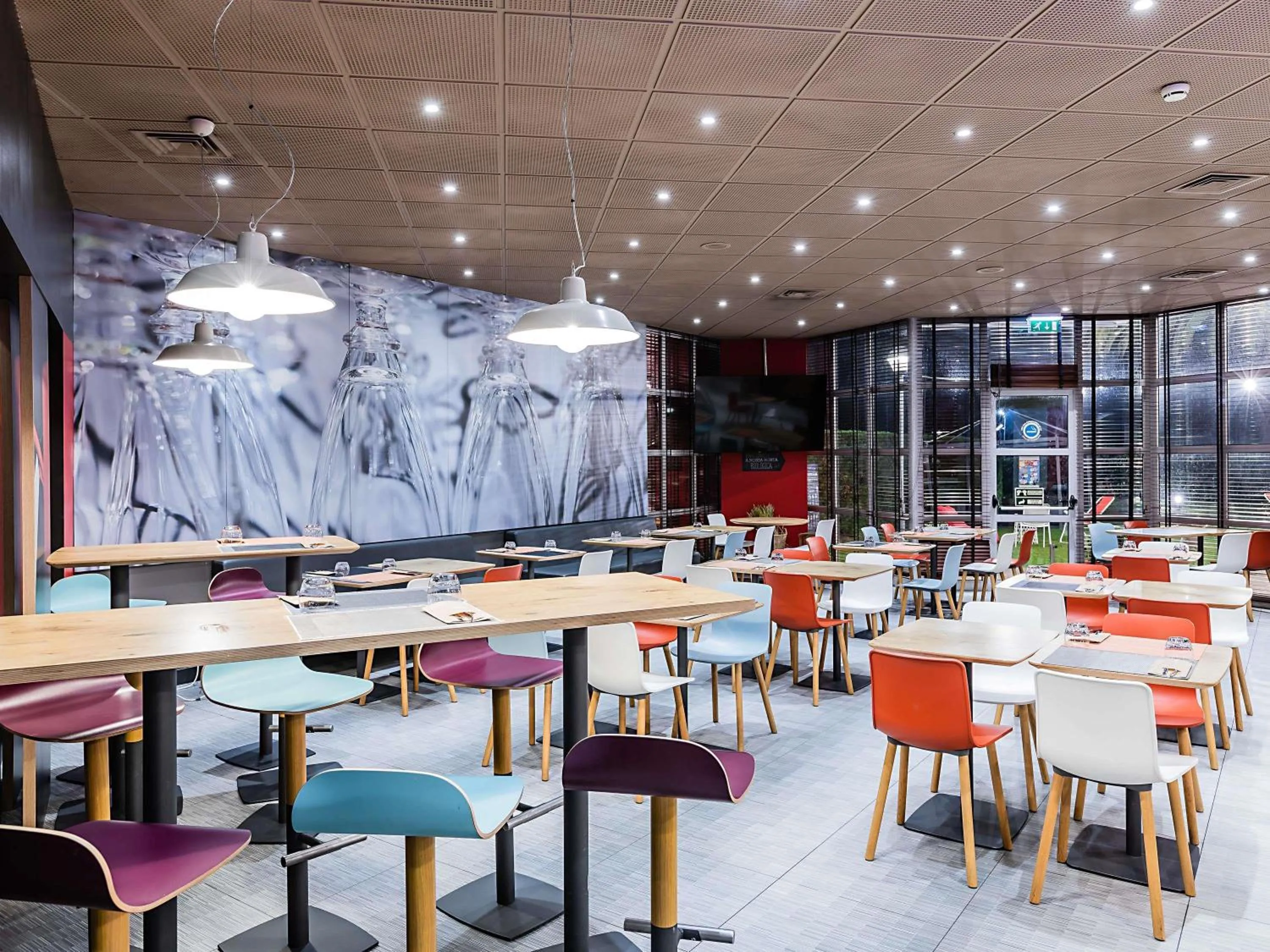 Property building in Hotel ibis Porto Gaia