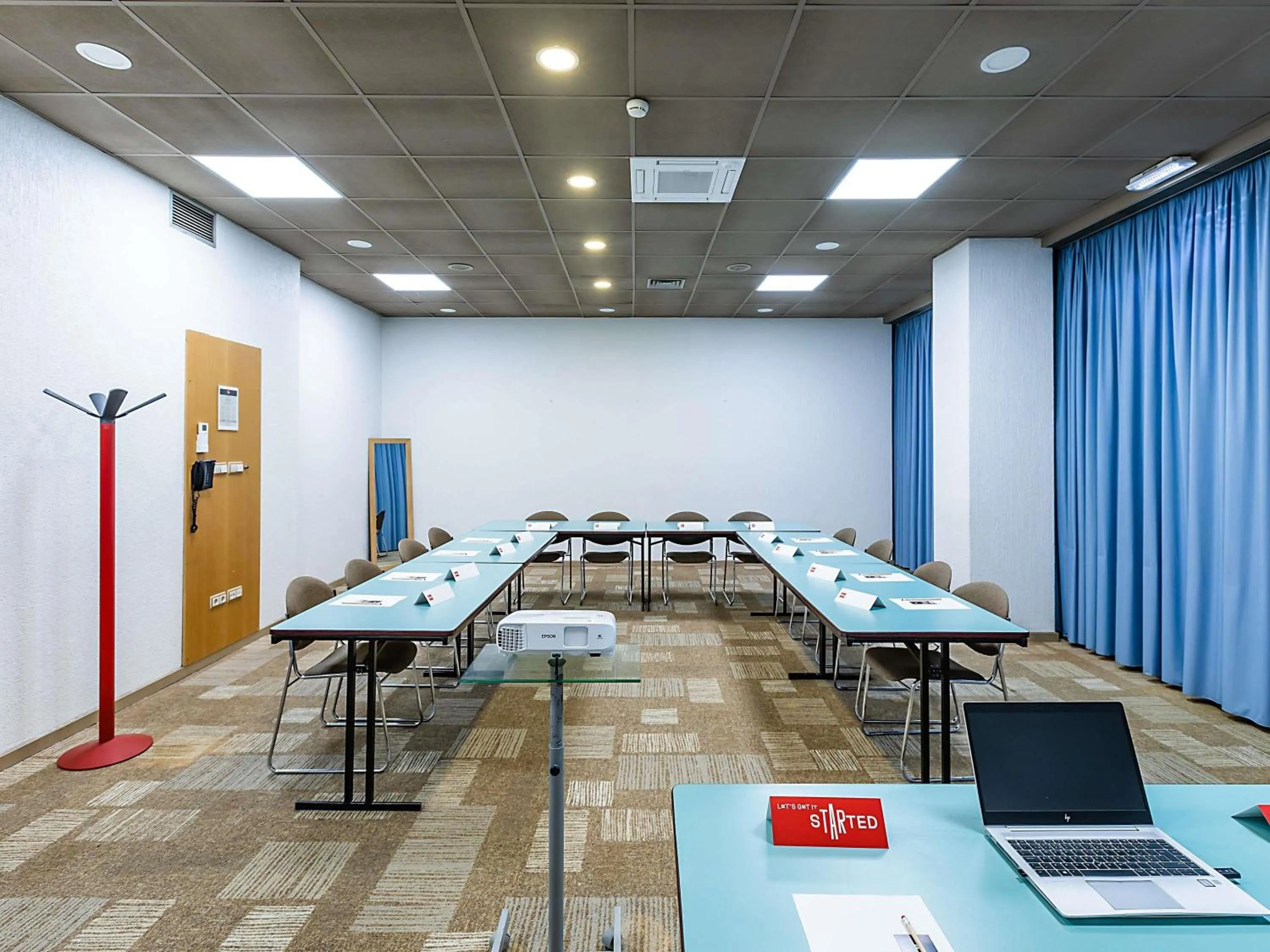 Meeting/conference room in Hotel ibis Porto Gaia