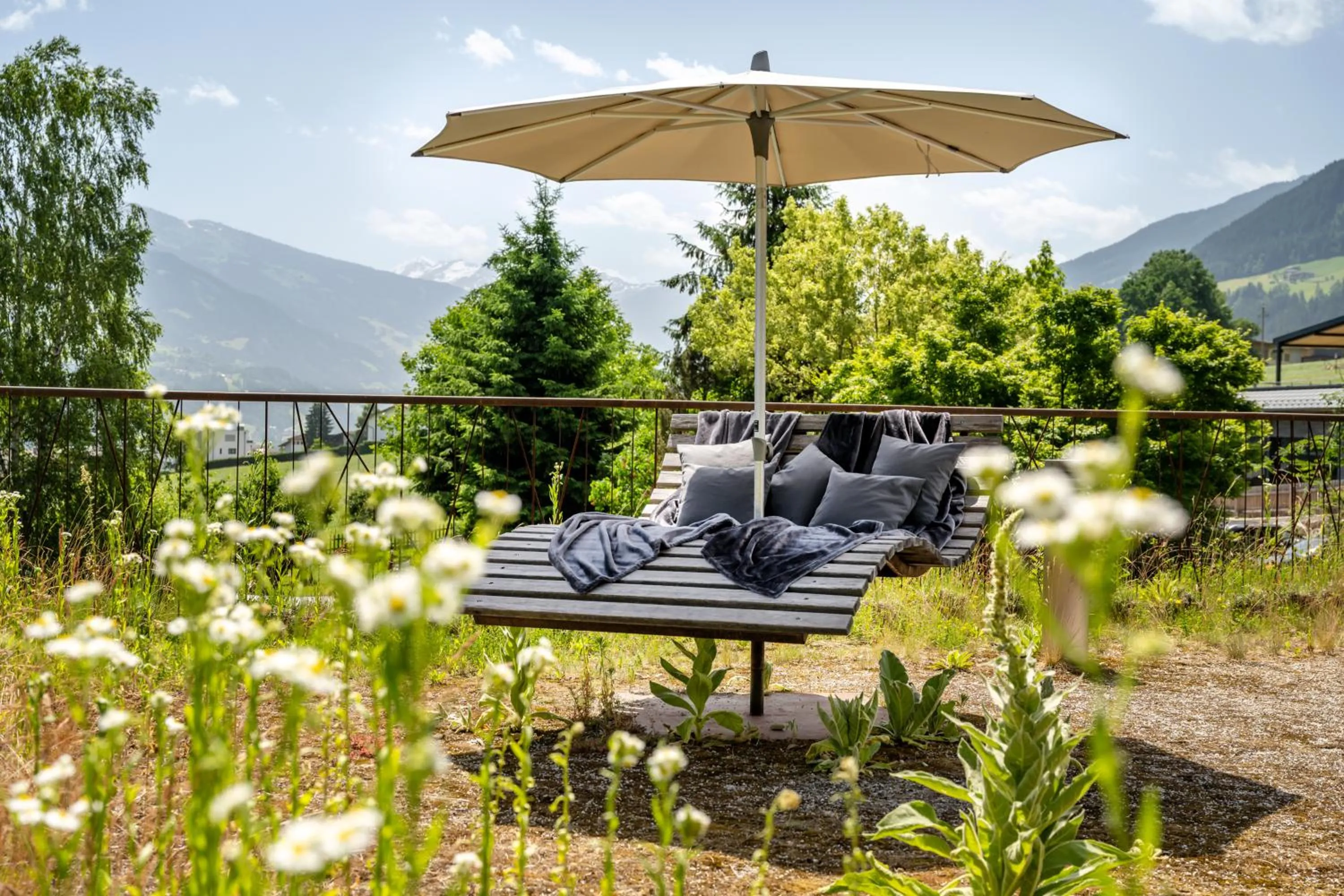 Summer in Gartenhotel Crystal - 4 Sterne Superior