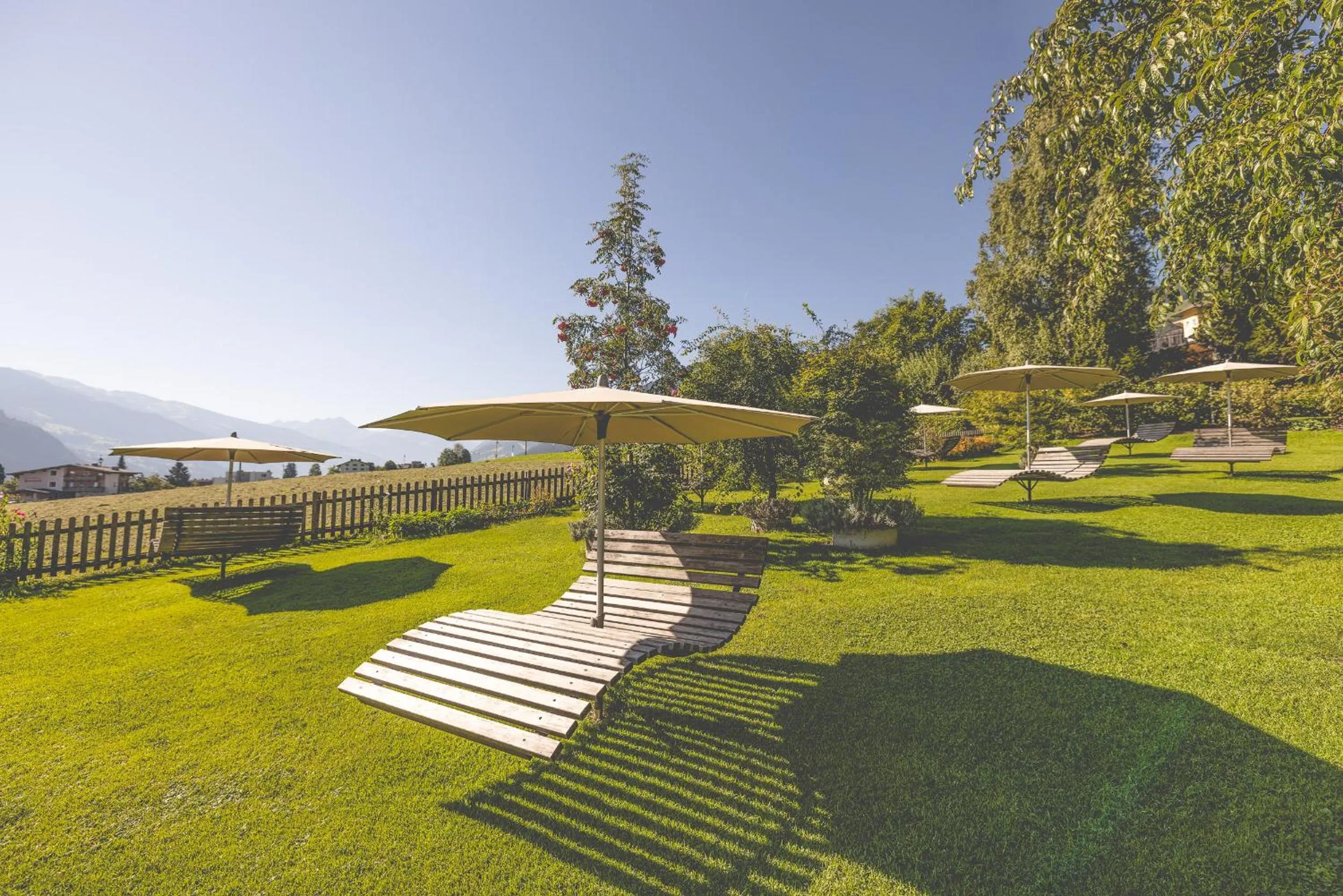 Garden in Gartenhotel Crystal - 4 Sterne Superior