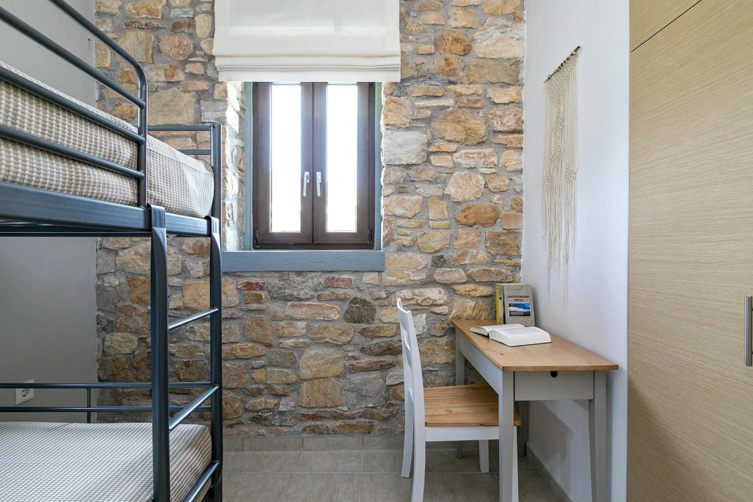 Bedroom, Bed in Syra Suites