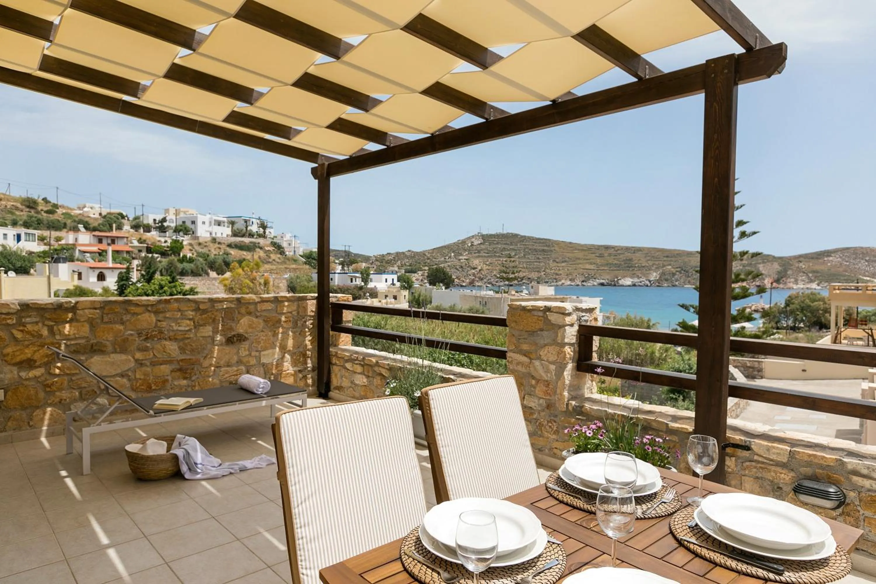 Balcony/Terrace in Syra Suites